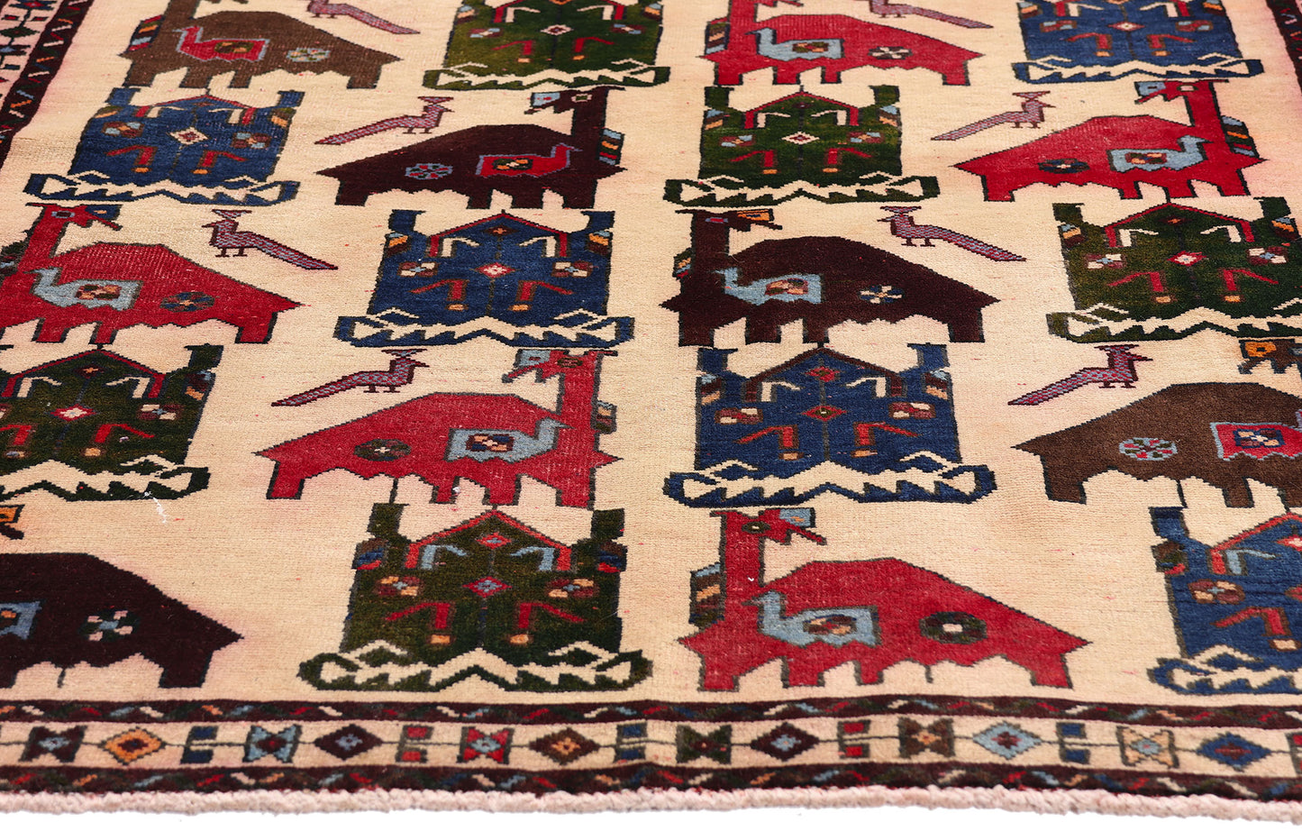 4 x 5 - Beige Vintage Shiraz Rug - 61479