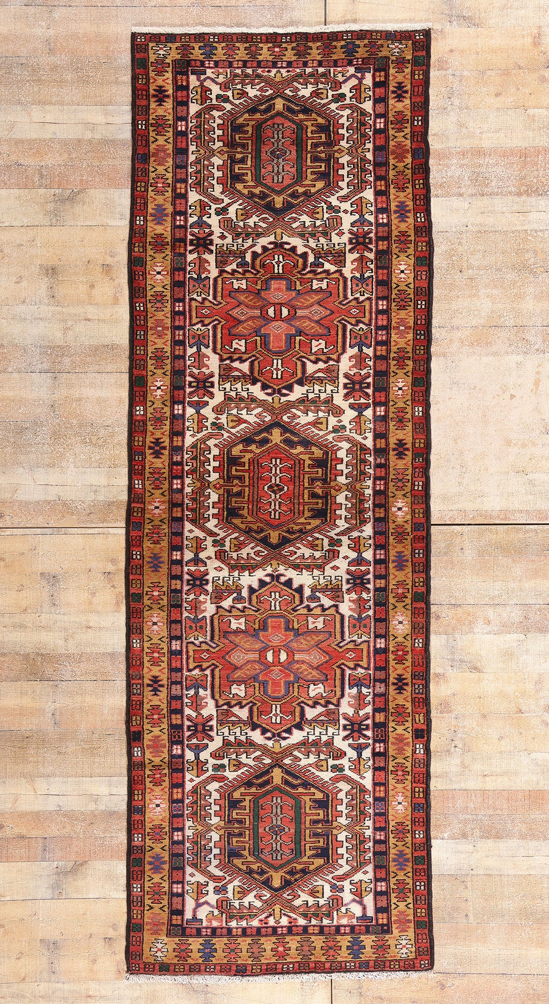 3 x 10 - Ivory Vintage Heriz Rug - 61488