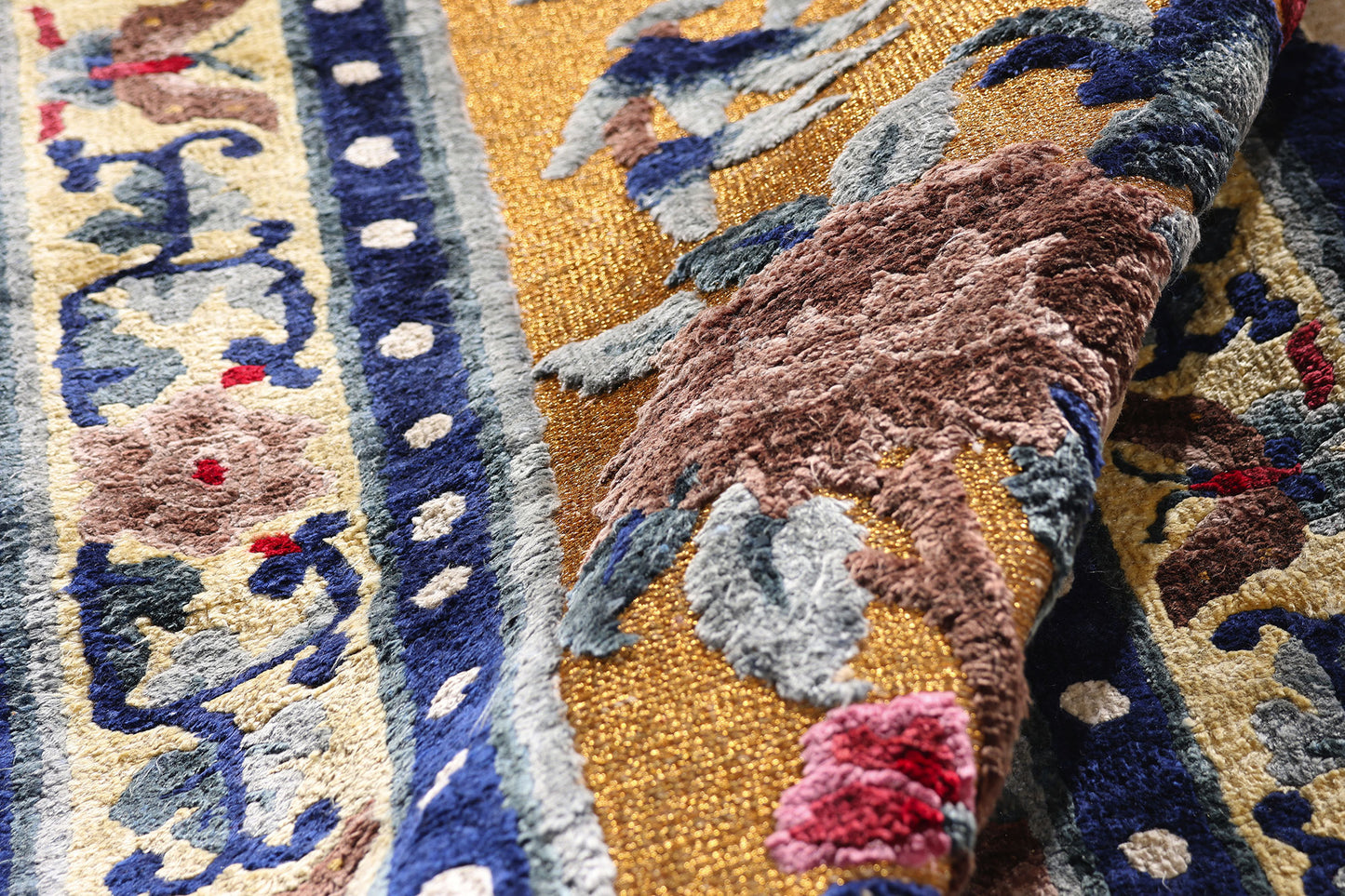 3 x 4 - Gold Antique Peking Rug - 61489