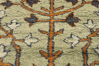 19 x 31 - Green Antique Indian Agra Rug - 72173