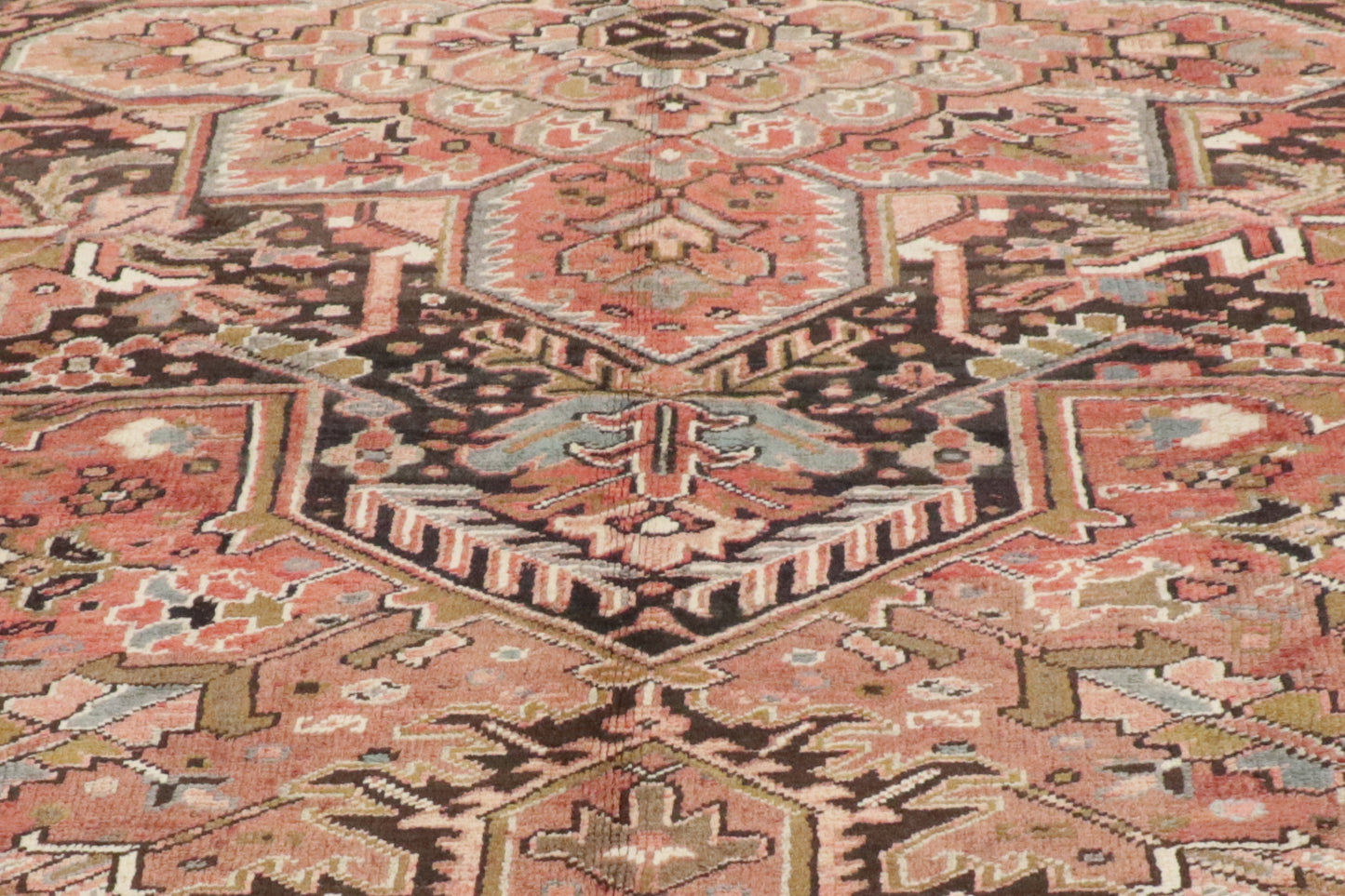 10 x 13 - Rust Vintage Persian Heriz Rug - 73720