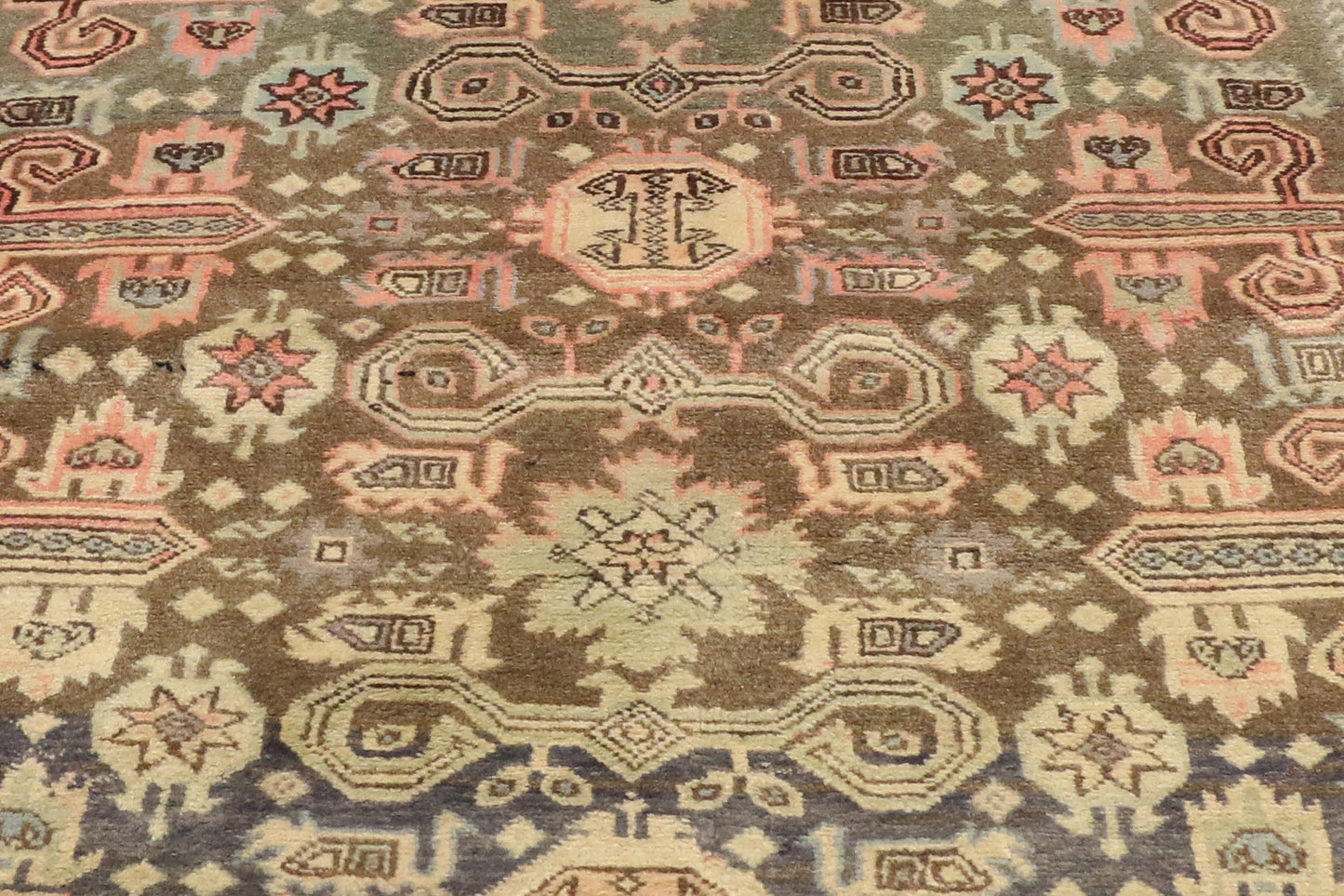 4 x 9 - Taupe Vintage Persian Azerbaijan Rug - 76527