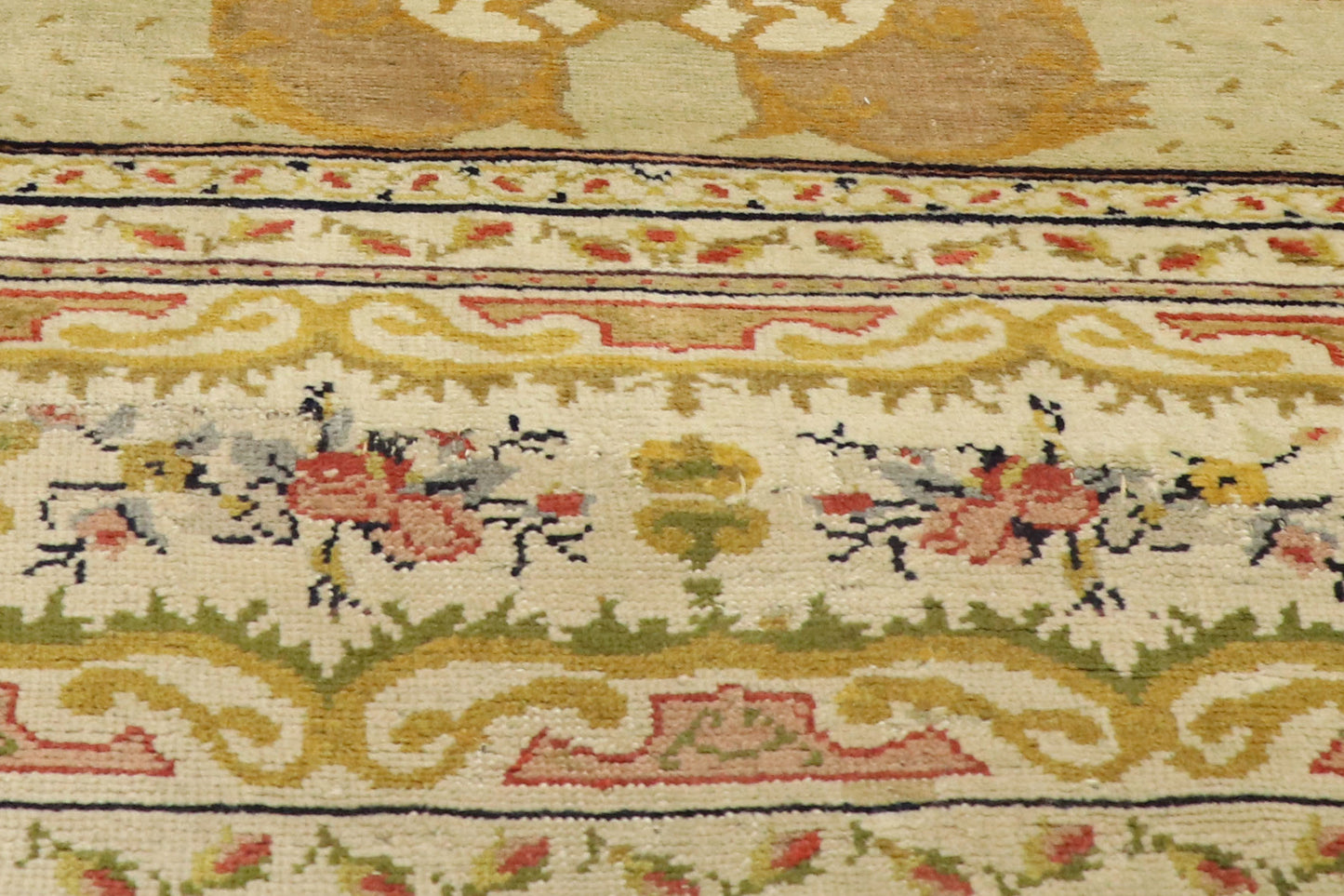 15 x 19 - Beige Antique Turkish Hereke Rug - 77433