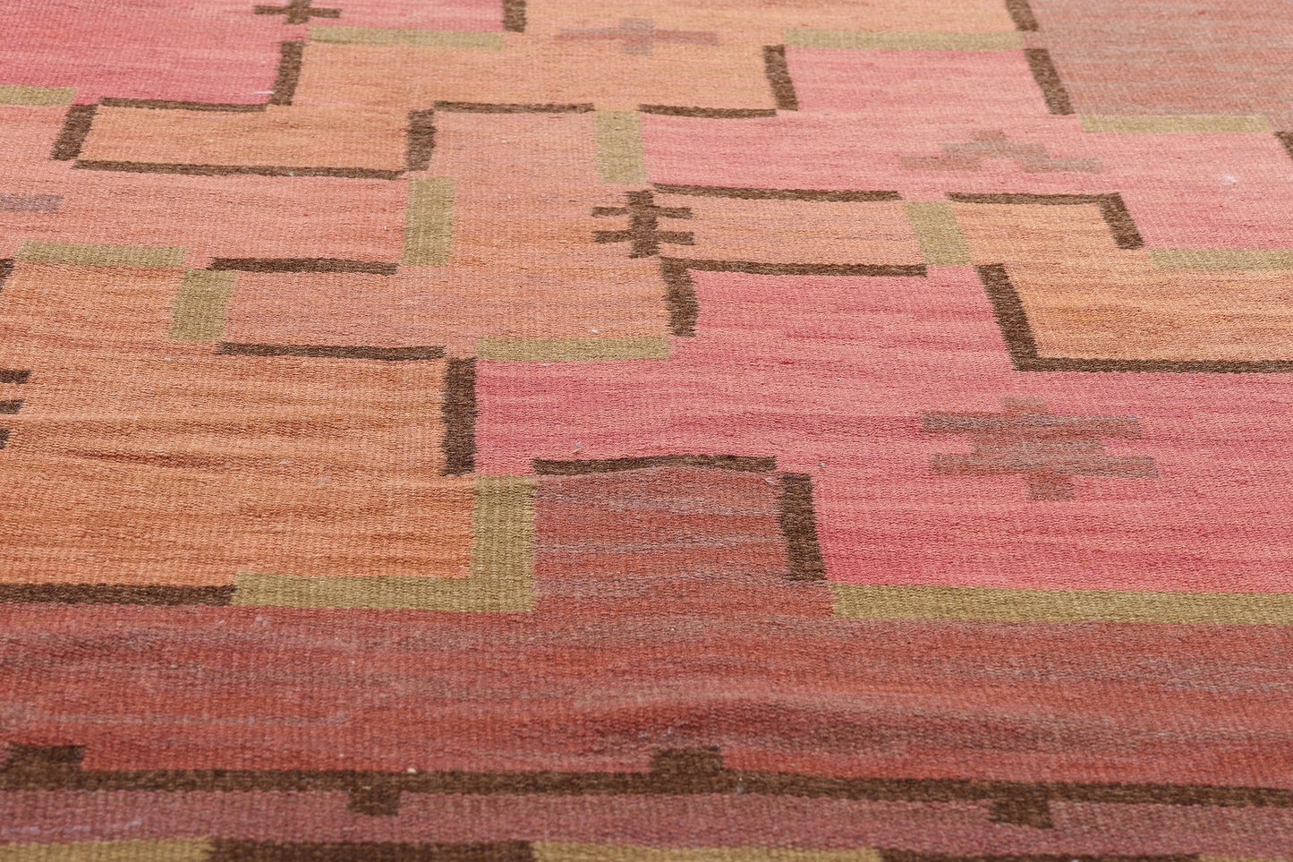 7 x 10 - Pink Vintage Finnish Rollakan Rug - 78476