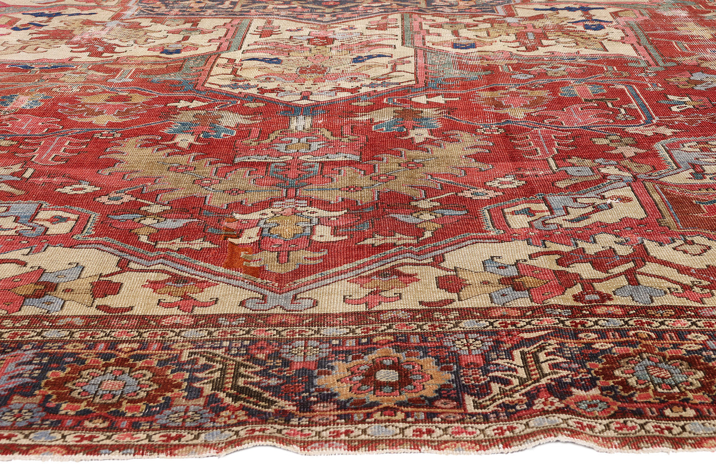 11 x 15 Red Antique Persian Serapi Rug 79290