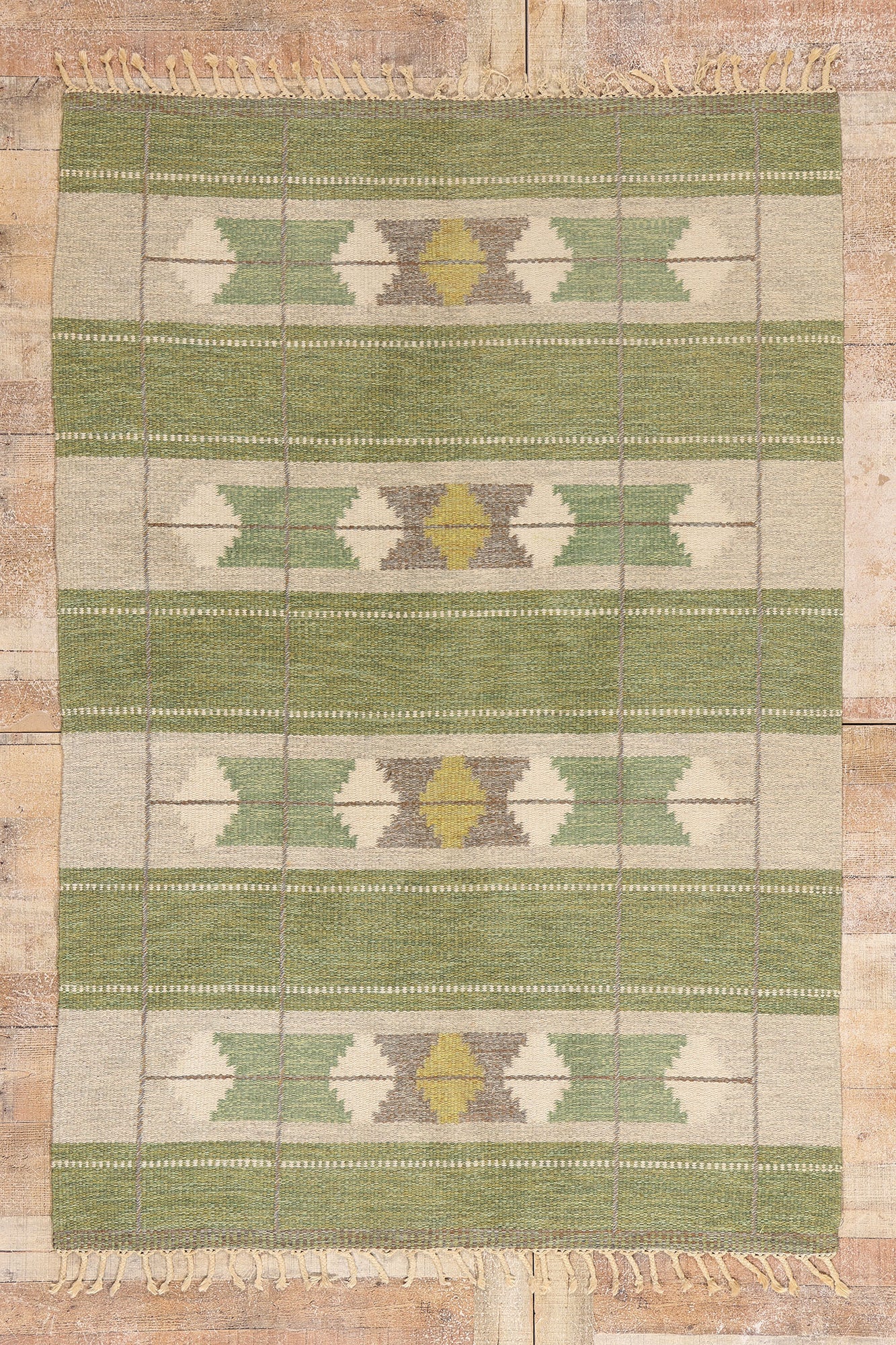 5 x 7 - Green Vintage Ingegerd Silow Swedish Rollakan Rug - 79359