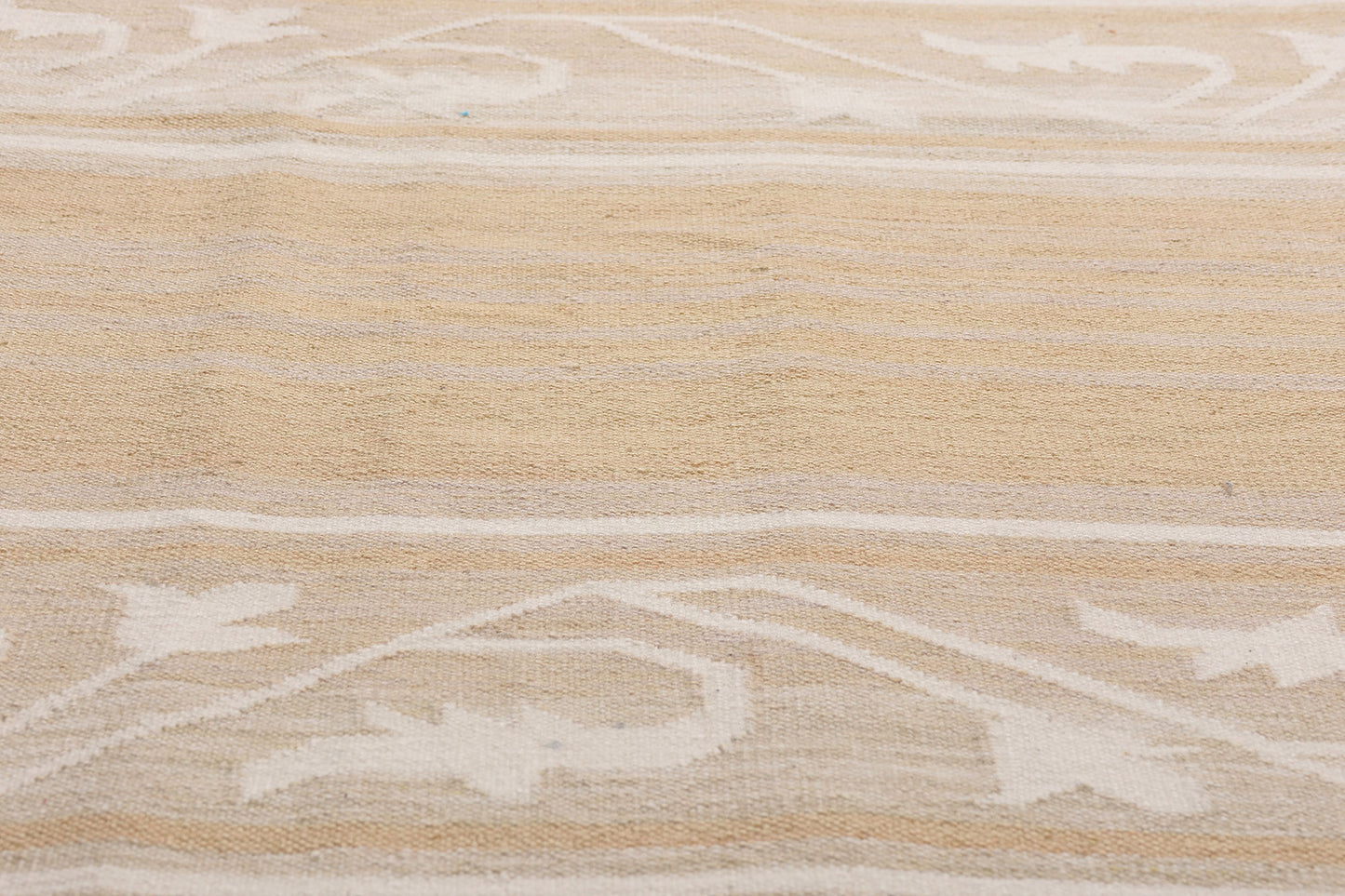 7 x 9 - Beige Vintage Swedish Rollakan Rug - 79370