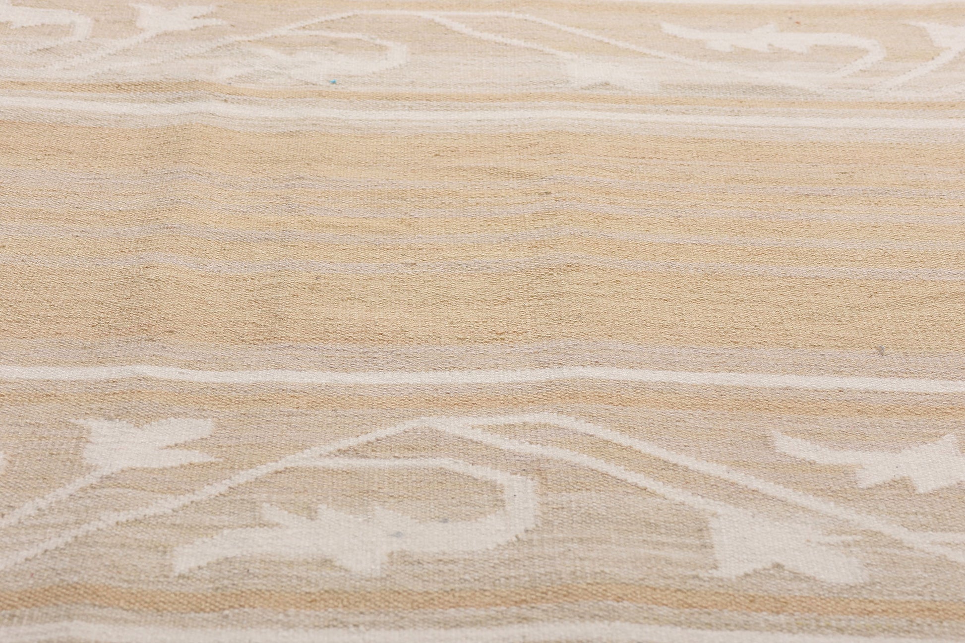 7 x 9 - Beige Vintage Swedish Rollakan Rug - 79370