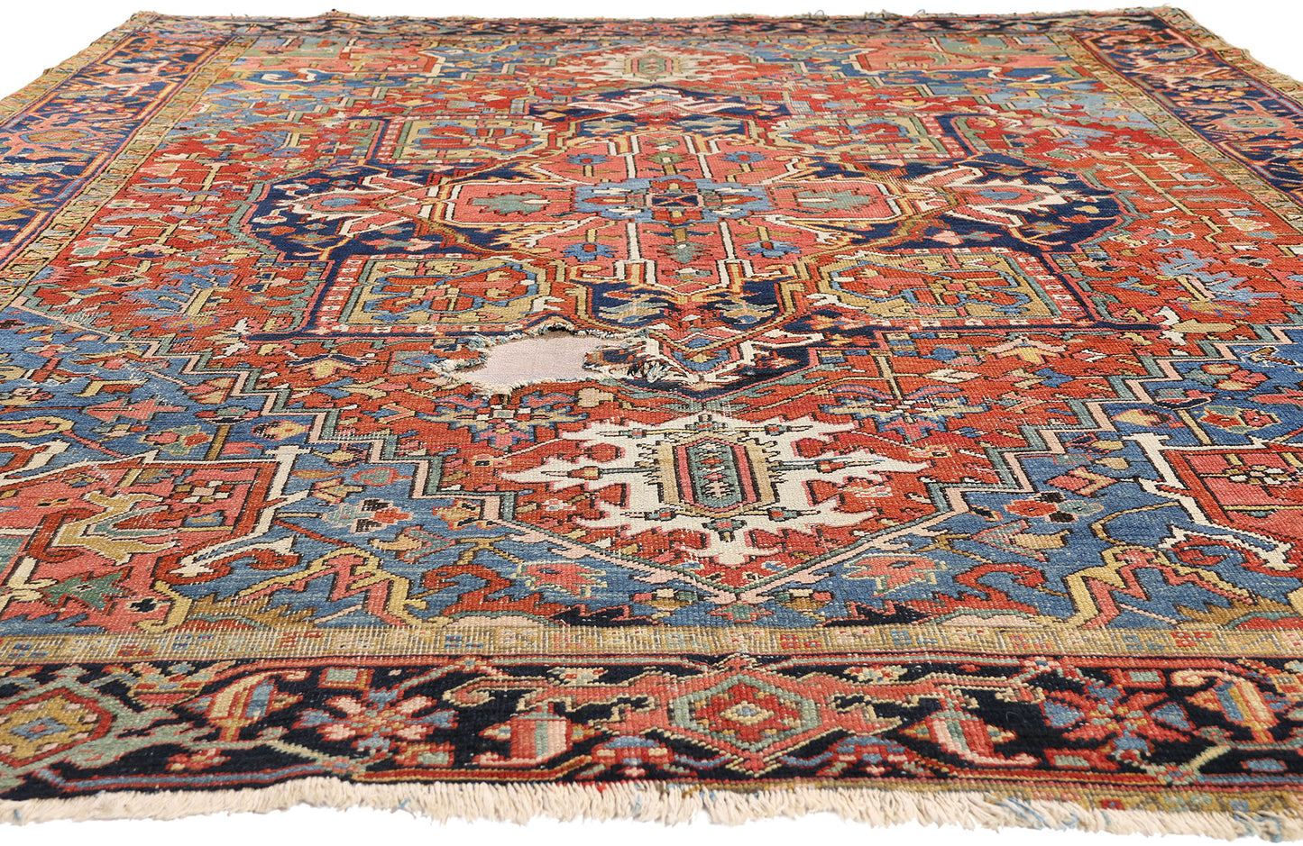9 x 11 - Red Antique Heriz Rug - 79407