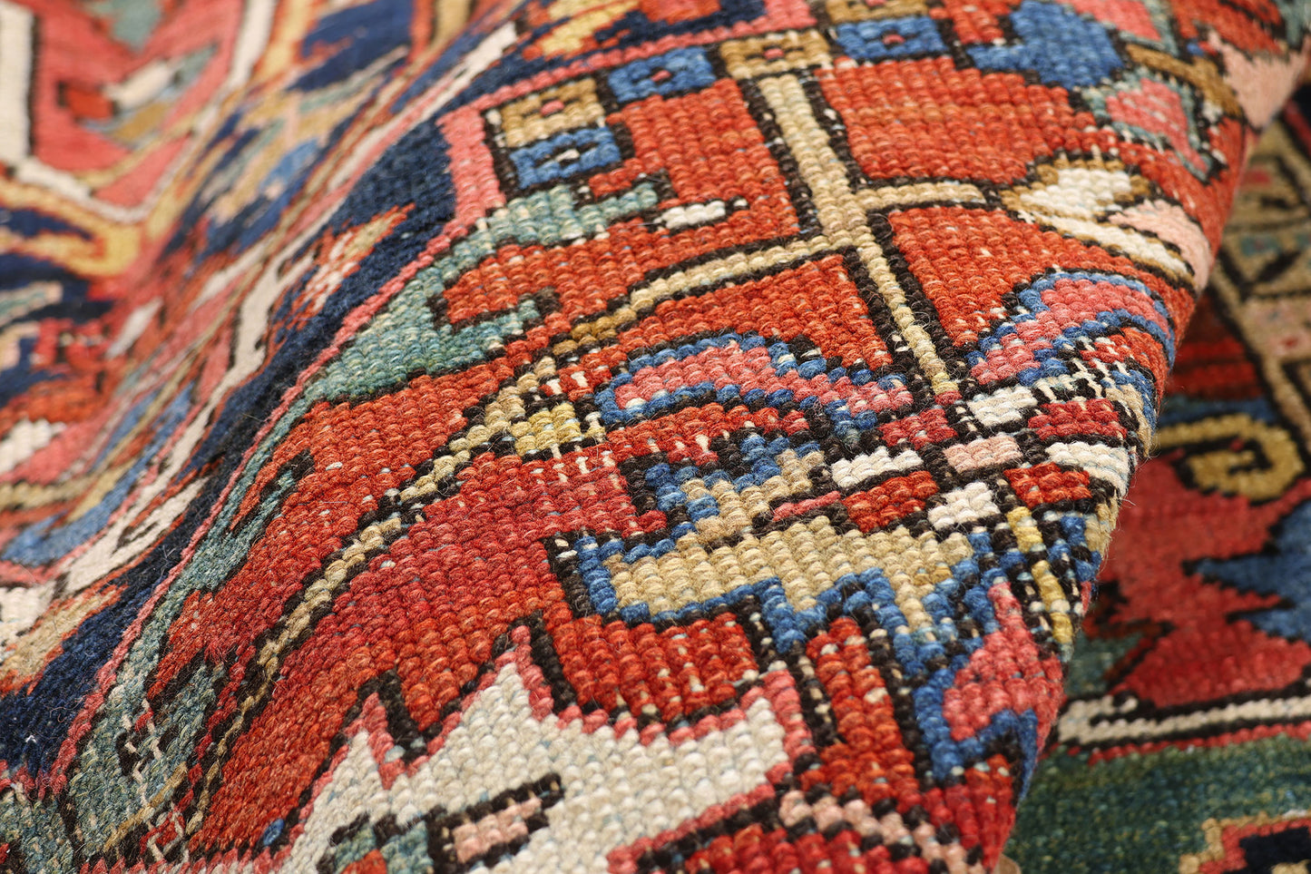 9 x 11 - Red Antique Heriz Rug - 79407