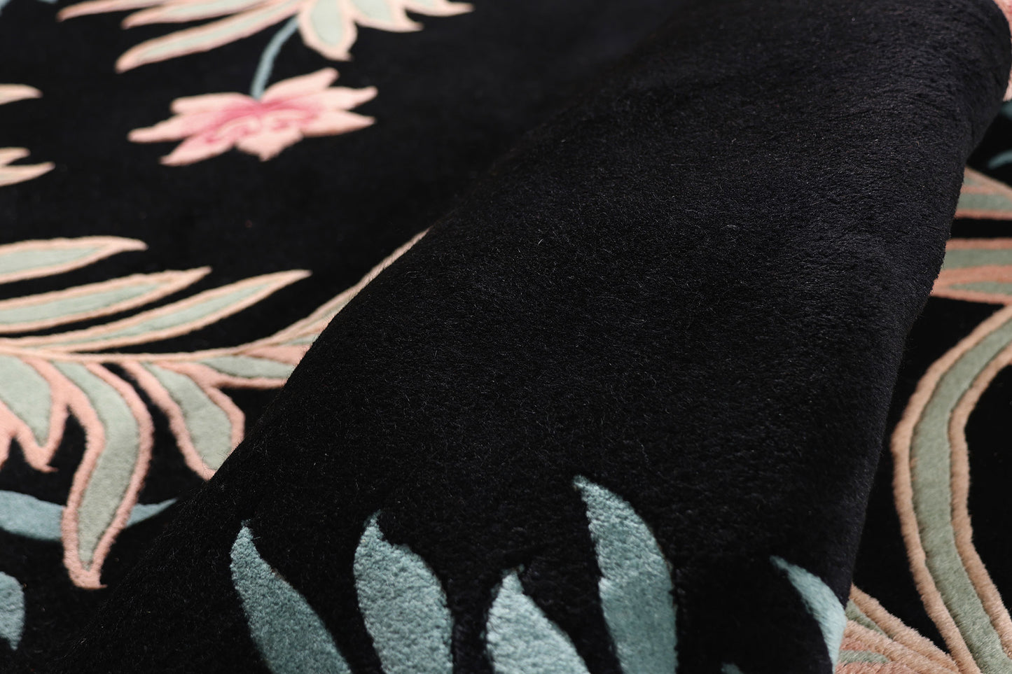 6 x 9 - Black Vintage Chinese Rug - 79409