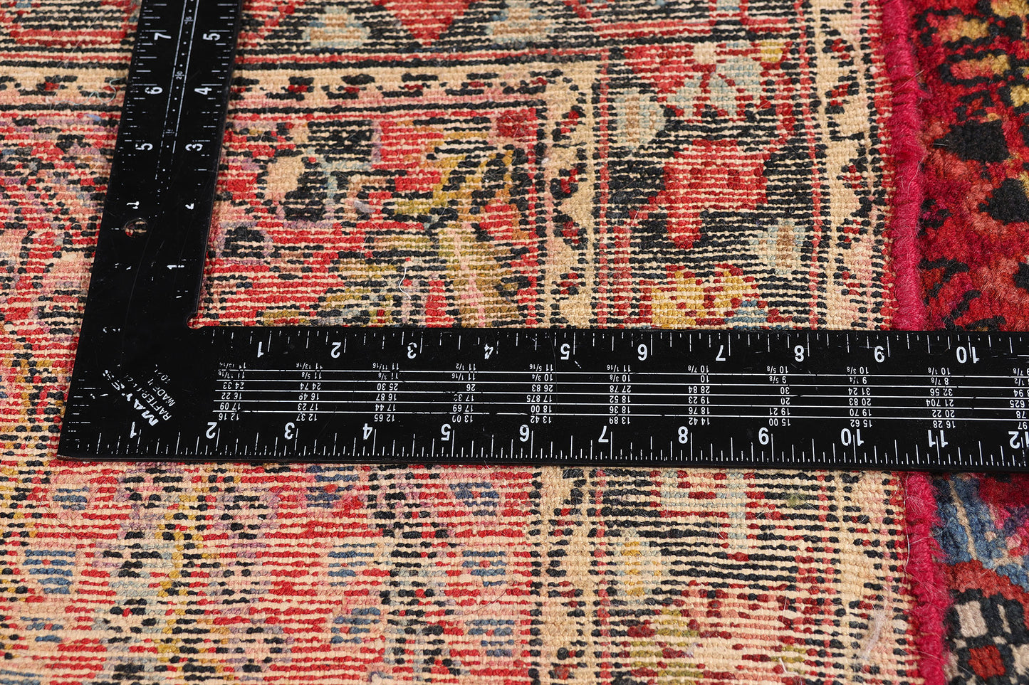 3 x 15 - Red Antique Hamadan Rug - 79426