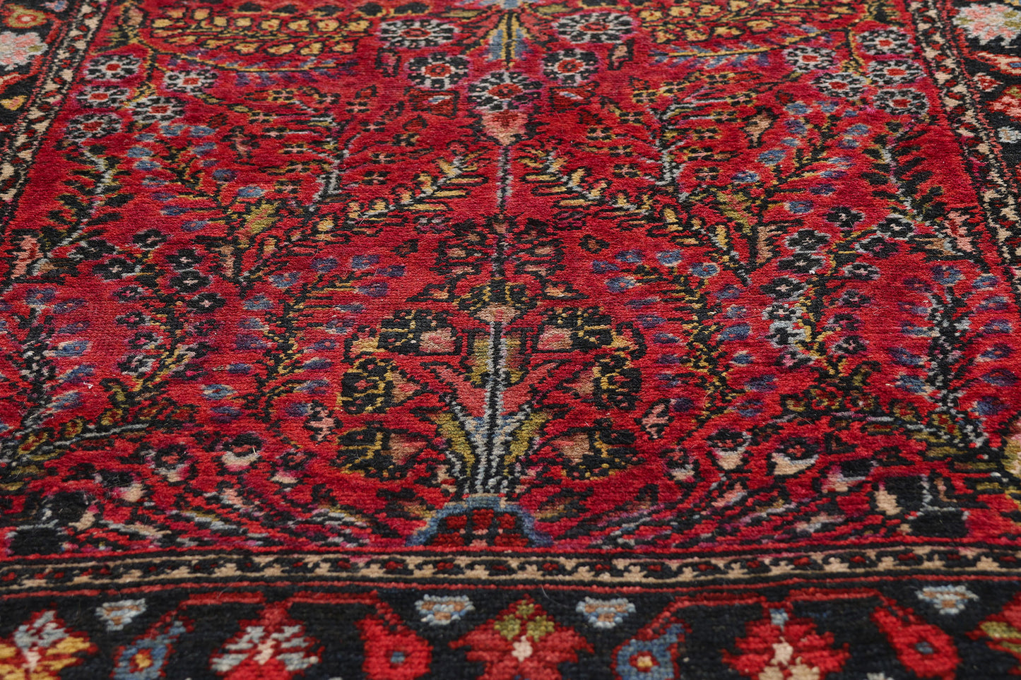 3 x 15 - Red Antique Hamadan Rug - 79426