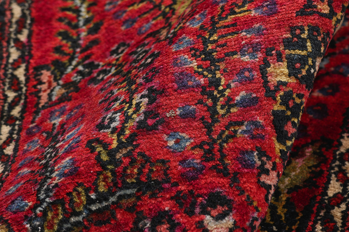 3 x 15 - Red Antique Hamadan Rug - 79426