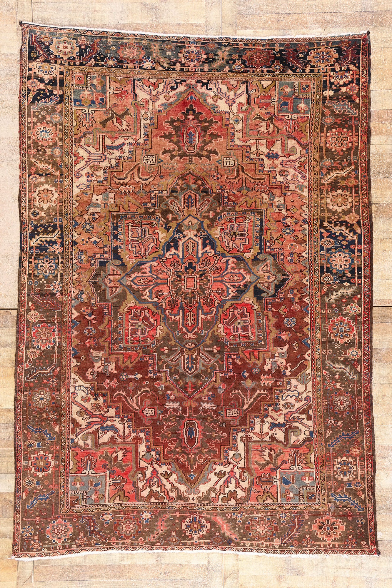 8 x 11 - Rust Vintage Heriz Rug - 79437