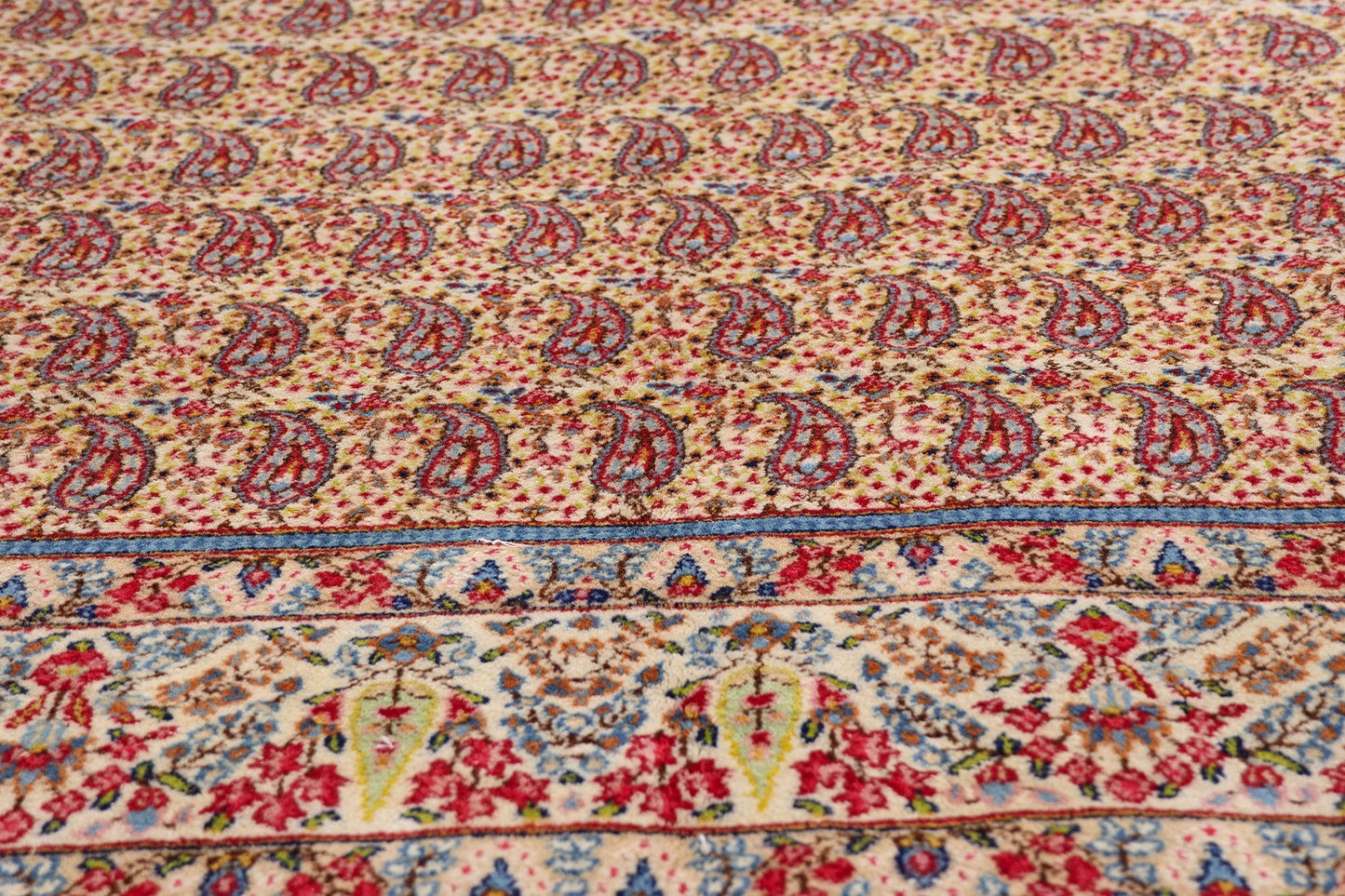 5 x 8 - Ivory Antique Kerman Rug - 79443