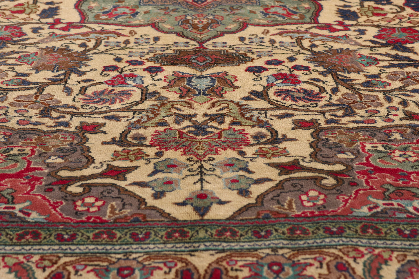 5 x 7 - Ivory Vintage Ardabil Rug - 79444