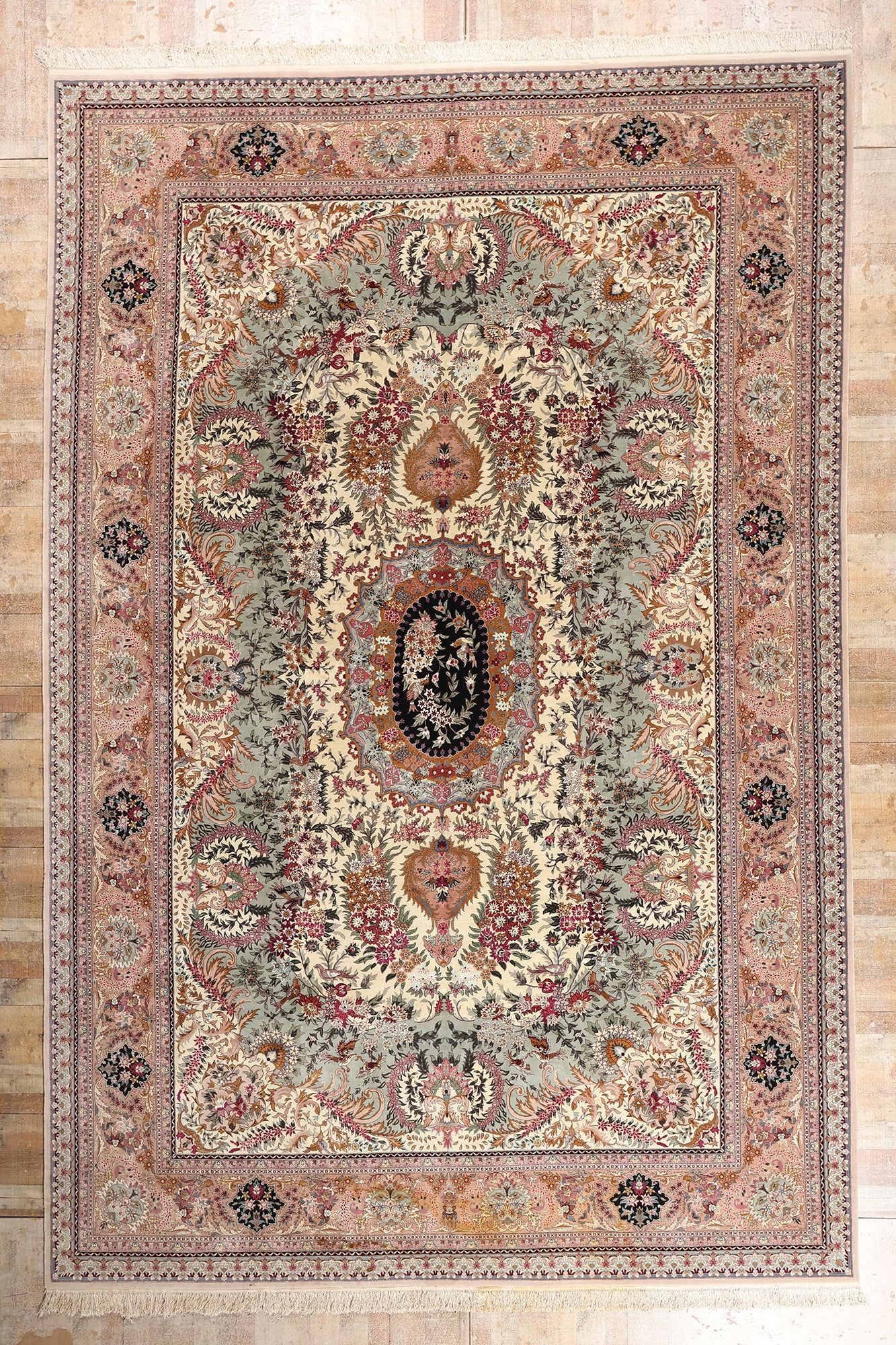 12 x 18 - Ivory Vintage Tabriz Rug - 79445