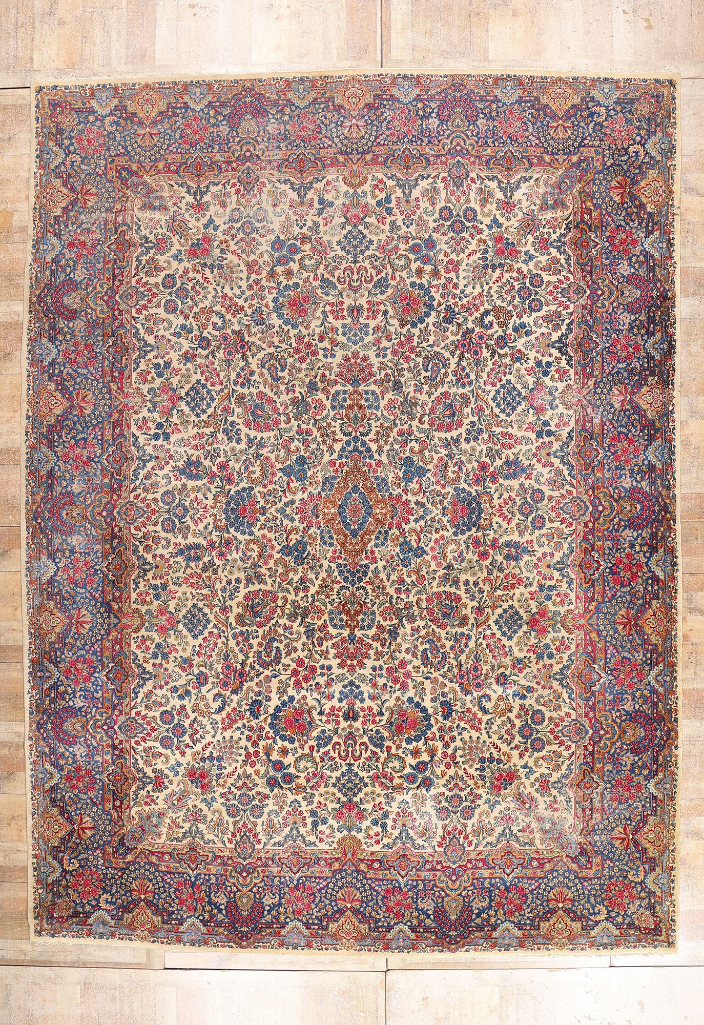 12 x 16 - Ivory Antique Kerman Rug - 79458
