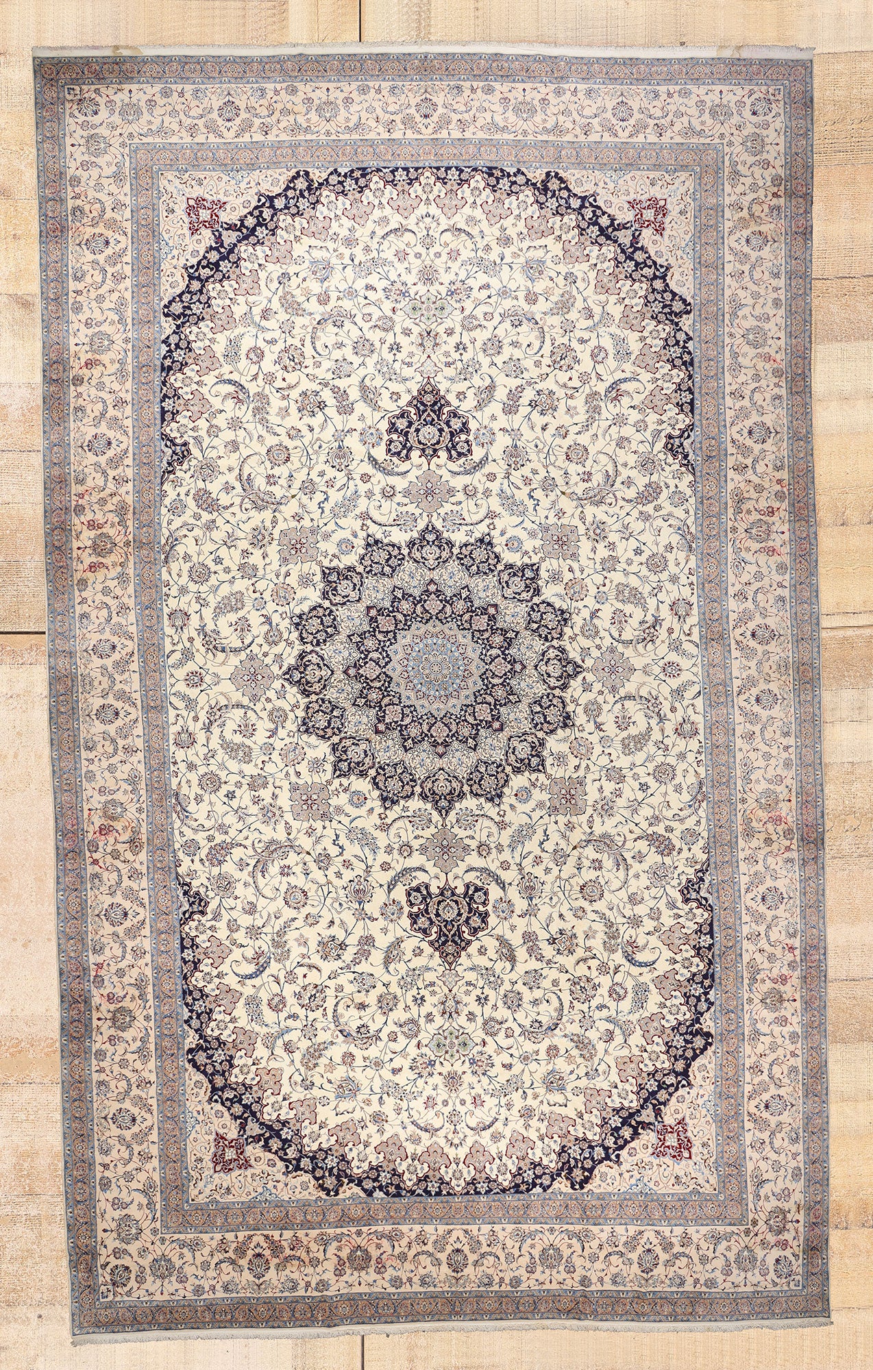 17 x 27 - Ivory Vintage Nain Rug - 79464