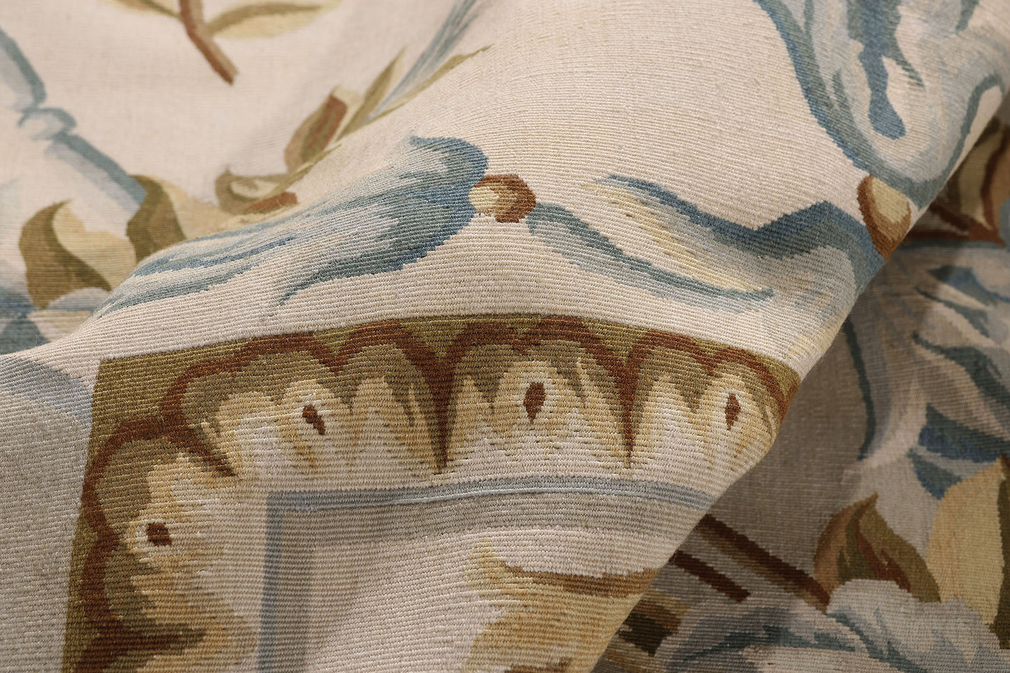 9 x 10 - Ivory Vintage Aubusson Rug - 79482