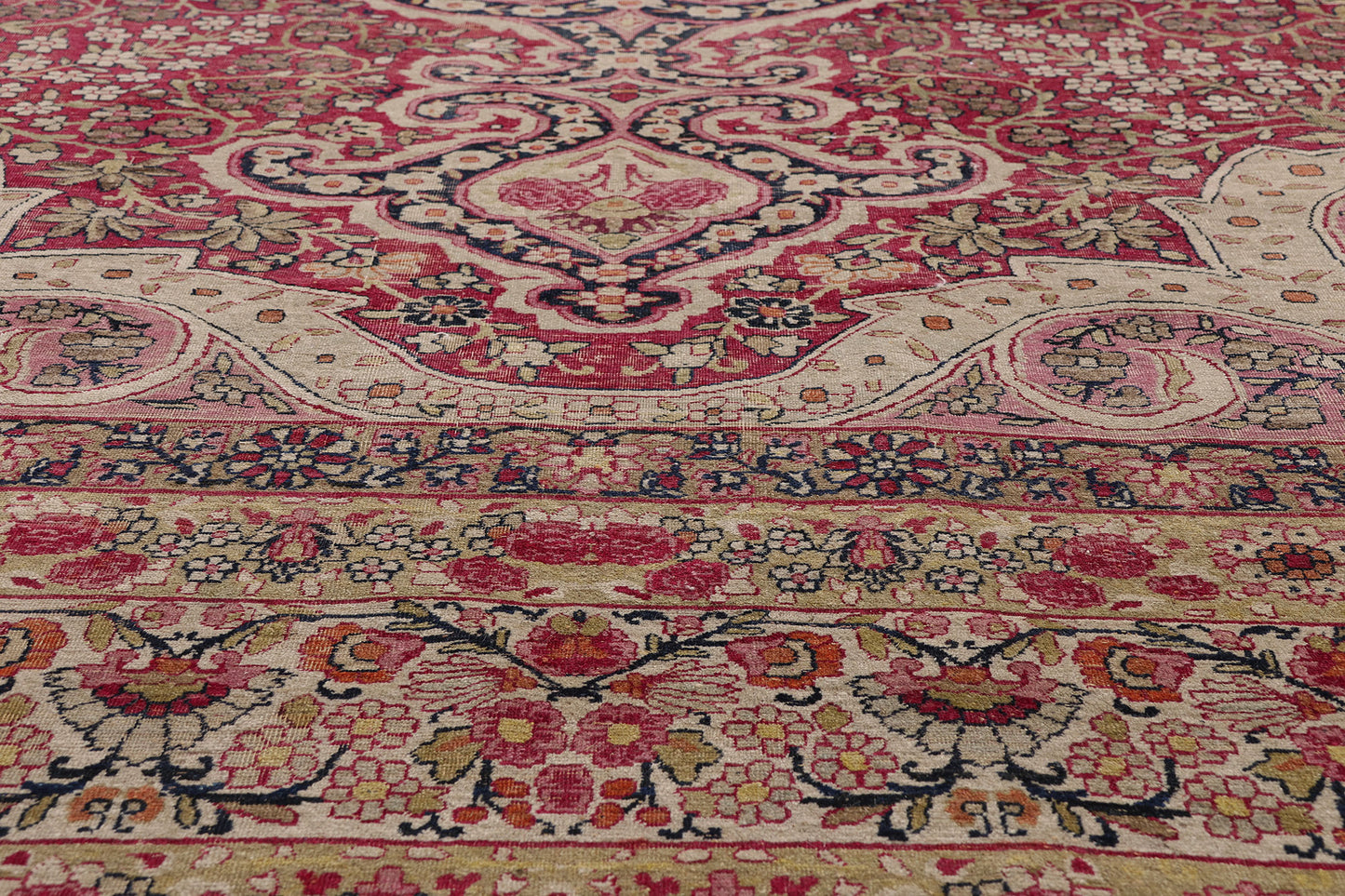 12 x 14 - Red Antique Kermanshah Rug - 79497