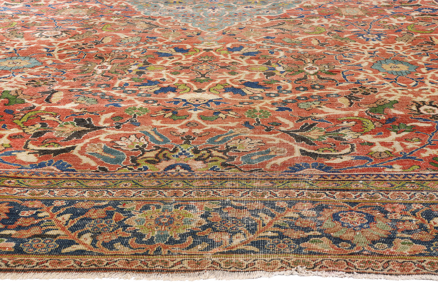 13 x 20 - Red Antique Mahal Rug - 79523