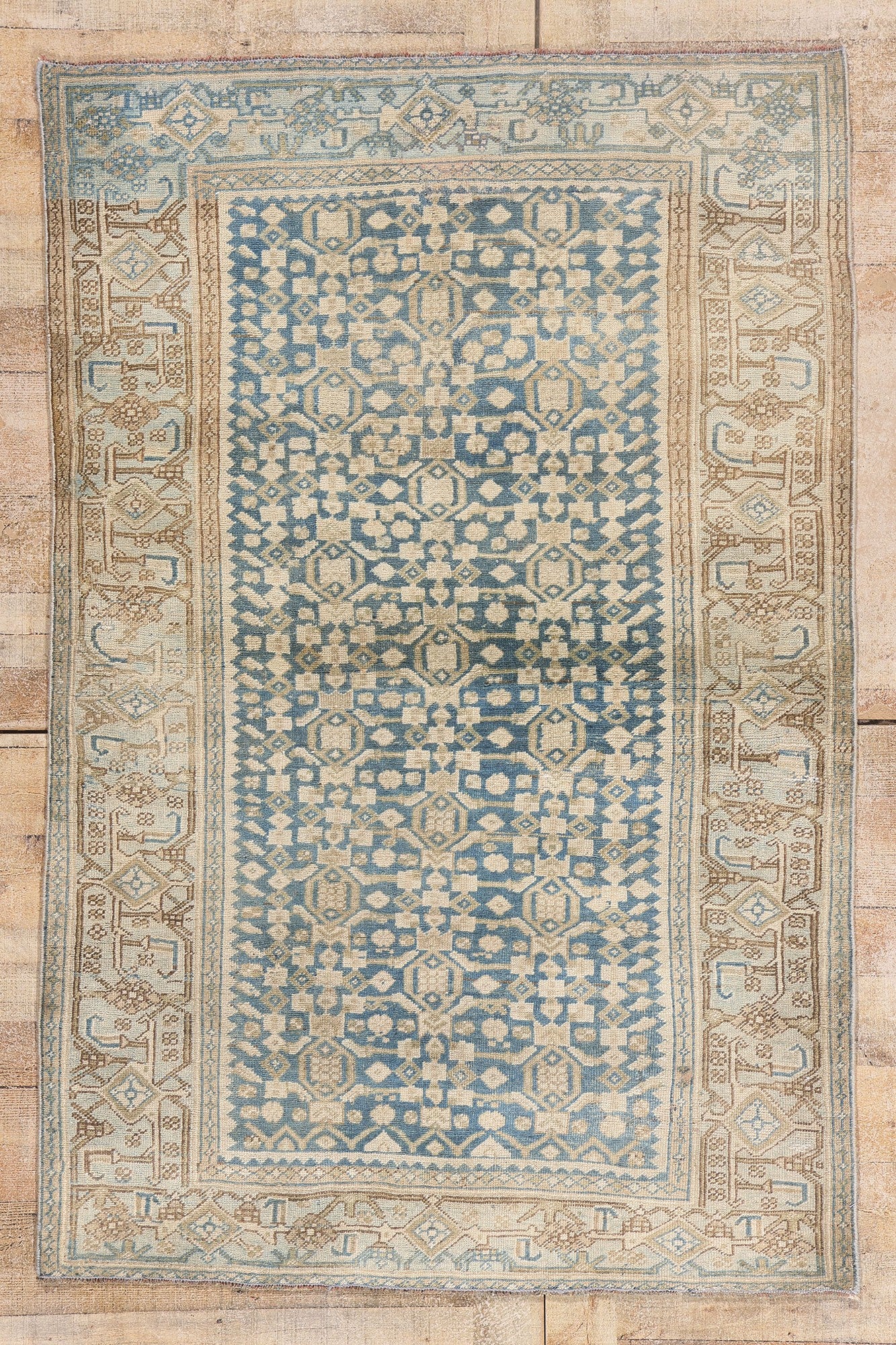 4 x 6 - Blue Antique Persian Bijar Rug - 79661