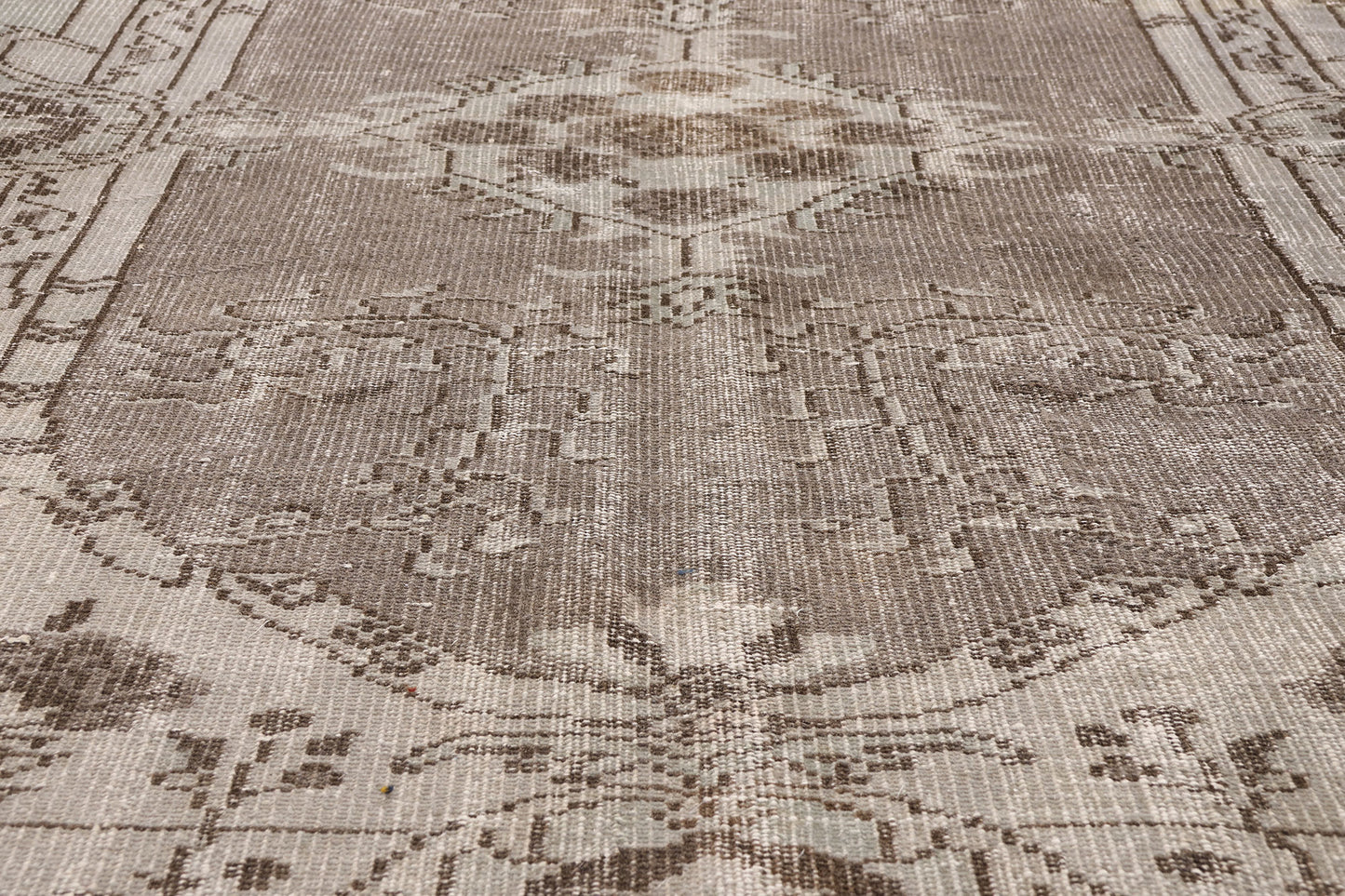 4 x 7 - Gray Vintage Turkish Sivas Rug - 79719