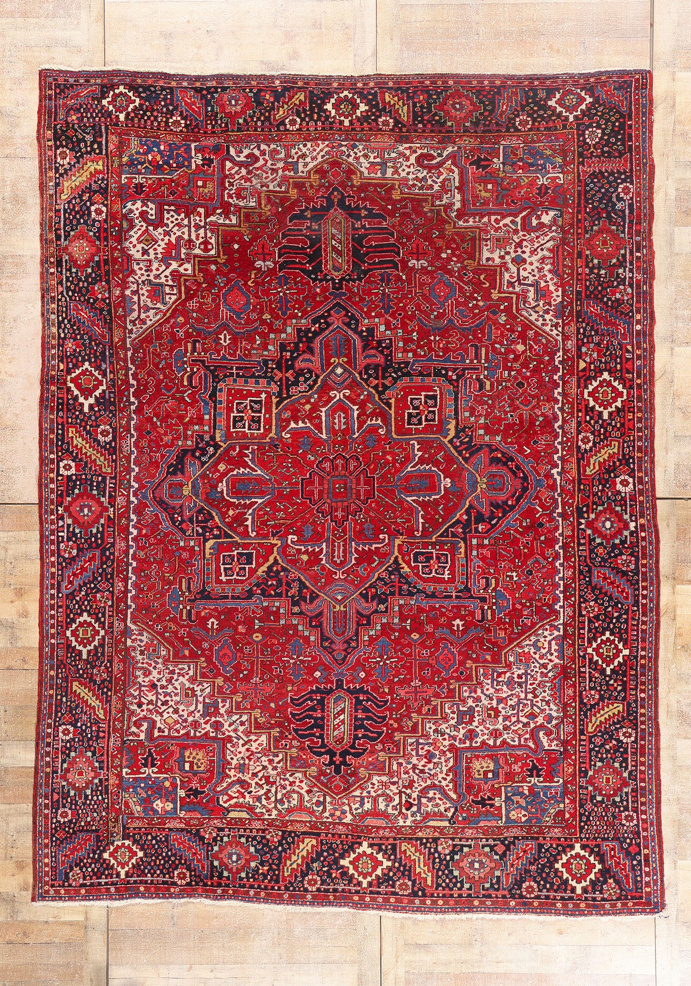 9 x 12 - Red Antique Persian Heriz Rug - 79722