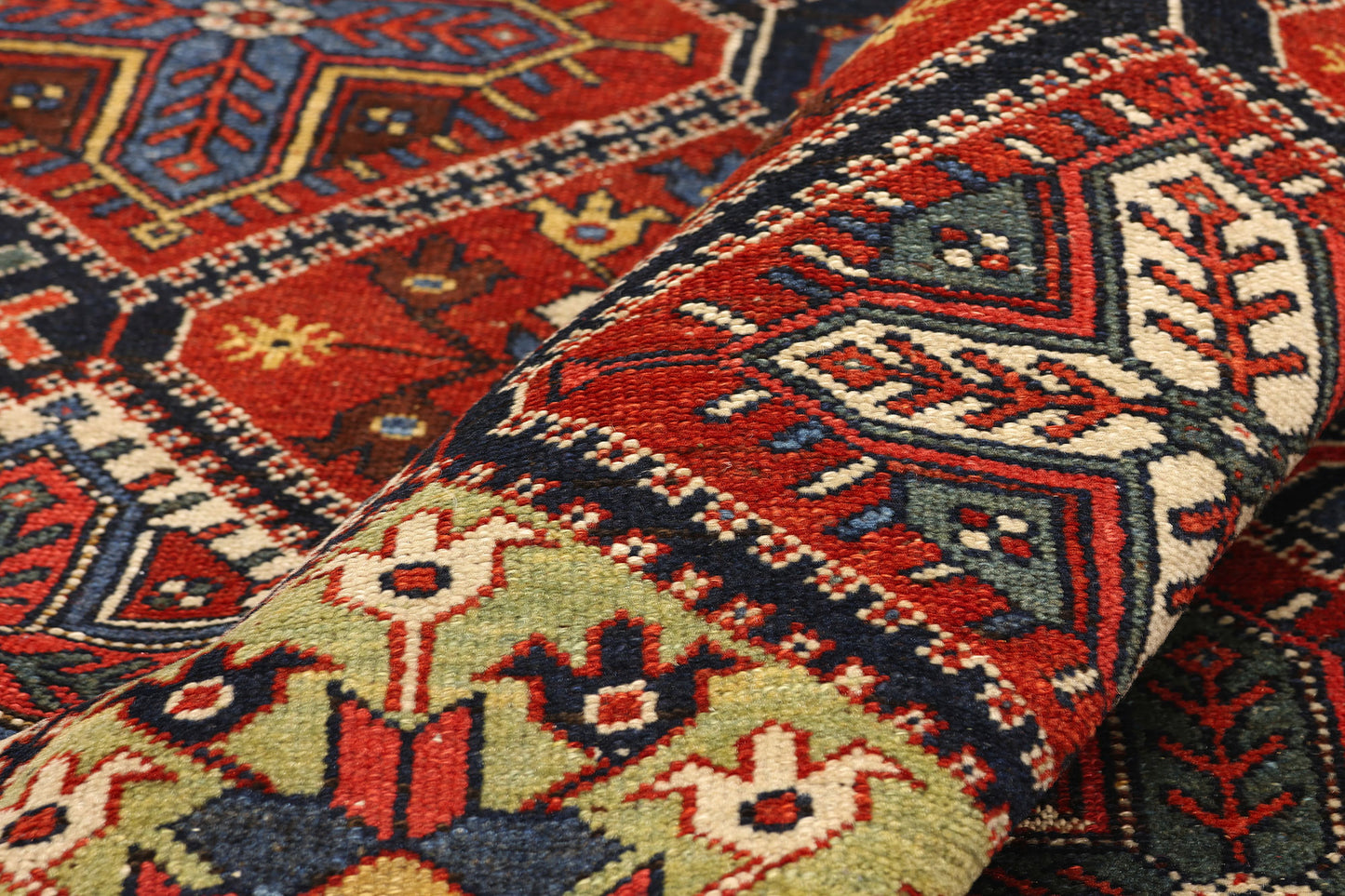 4 x 6 - Navy Blue Antique Persian Bakhtiari Rug - 79723