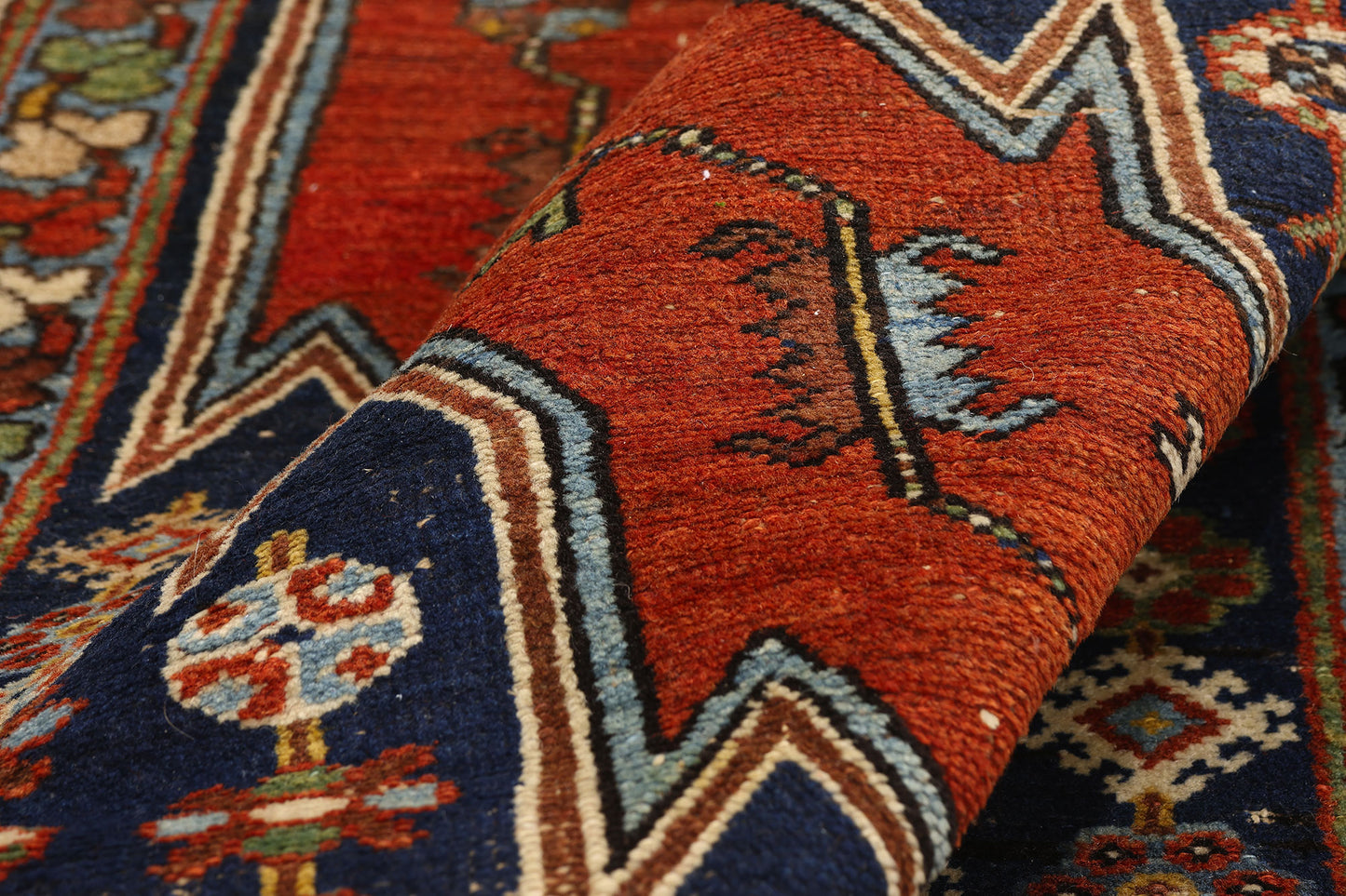 4 x 6 - Red Antique Persian Hamadan Rug - 79724