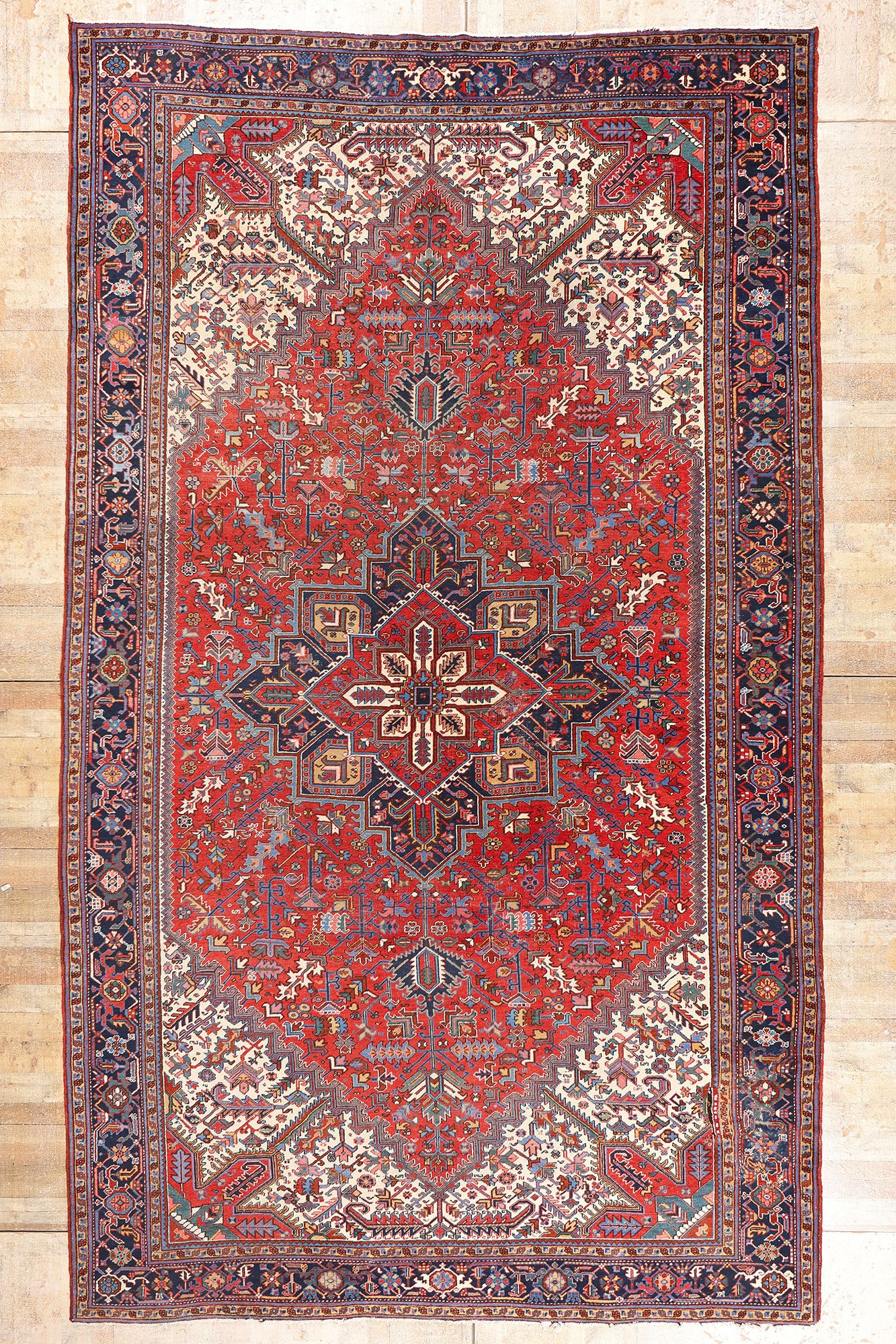 11 x 19 - Red Antique Persian Heriz Rug - 79733