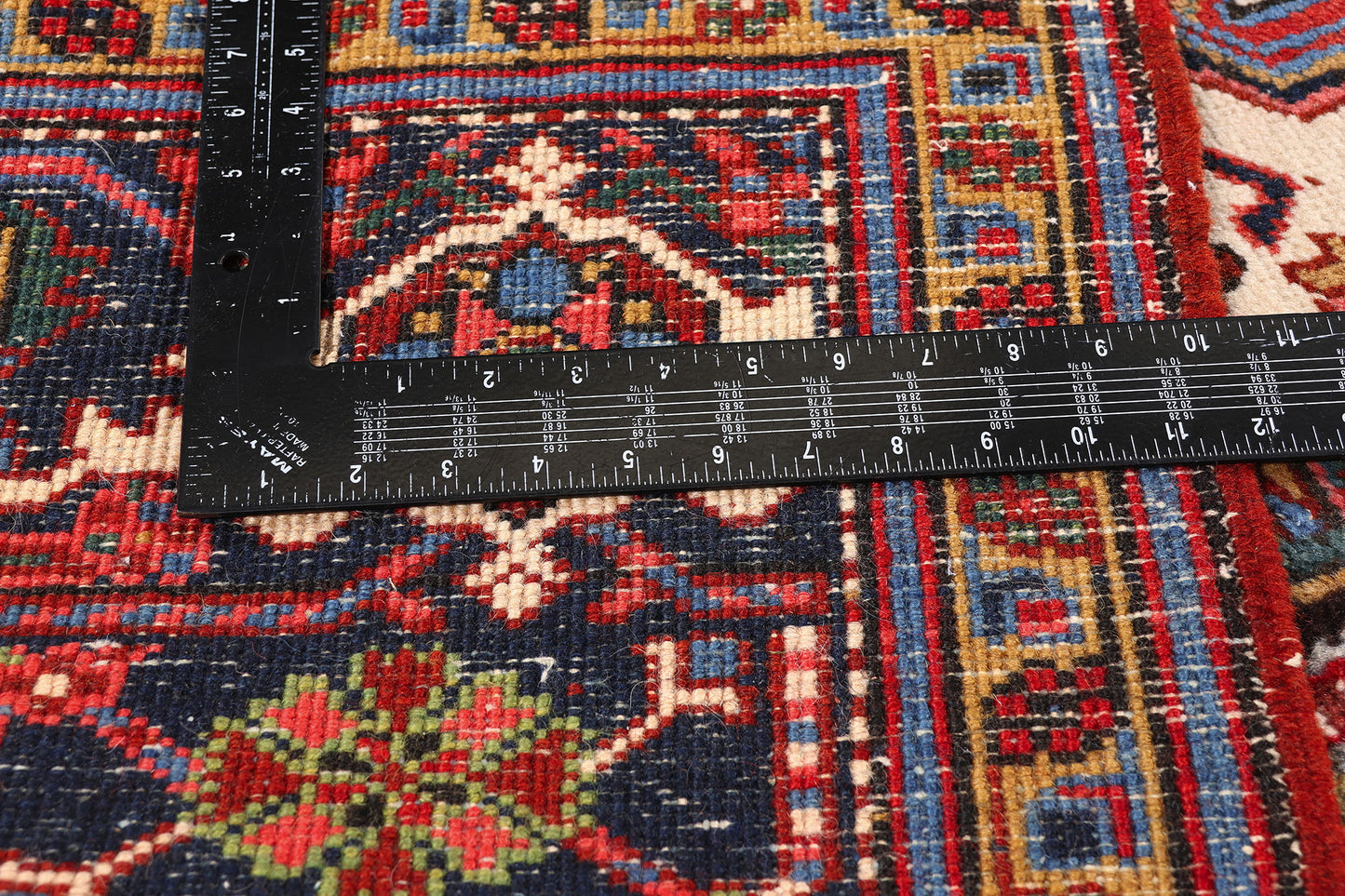 11 x 19 - Red Antique Persian Heriz Rug - 79733