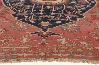 9 x 10 - Red Antique Persian Serapi Rug - 79760