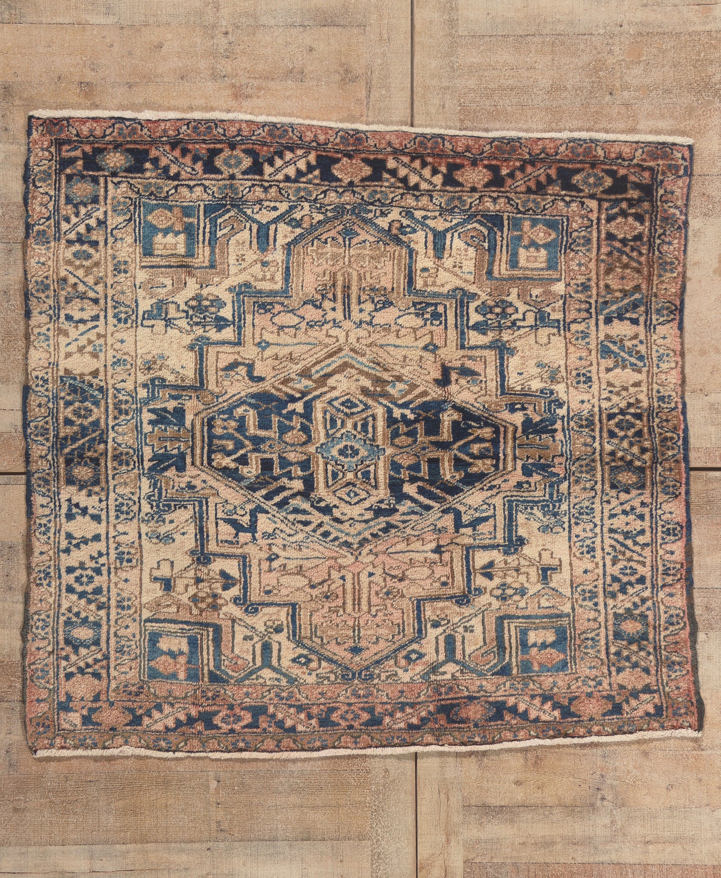 5 x 5 - Pink Vintage Persian Heriz Rug - 79770