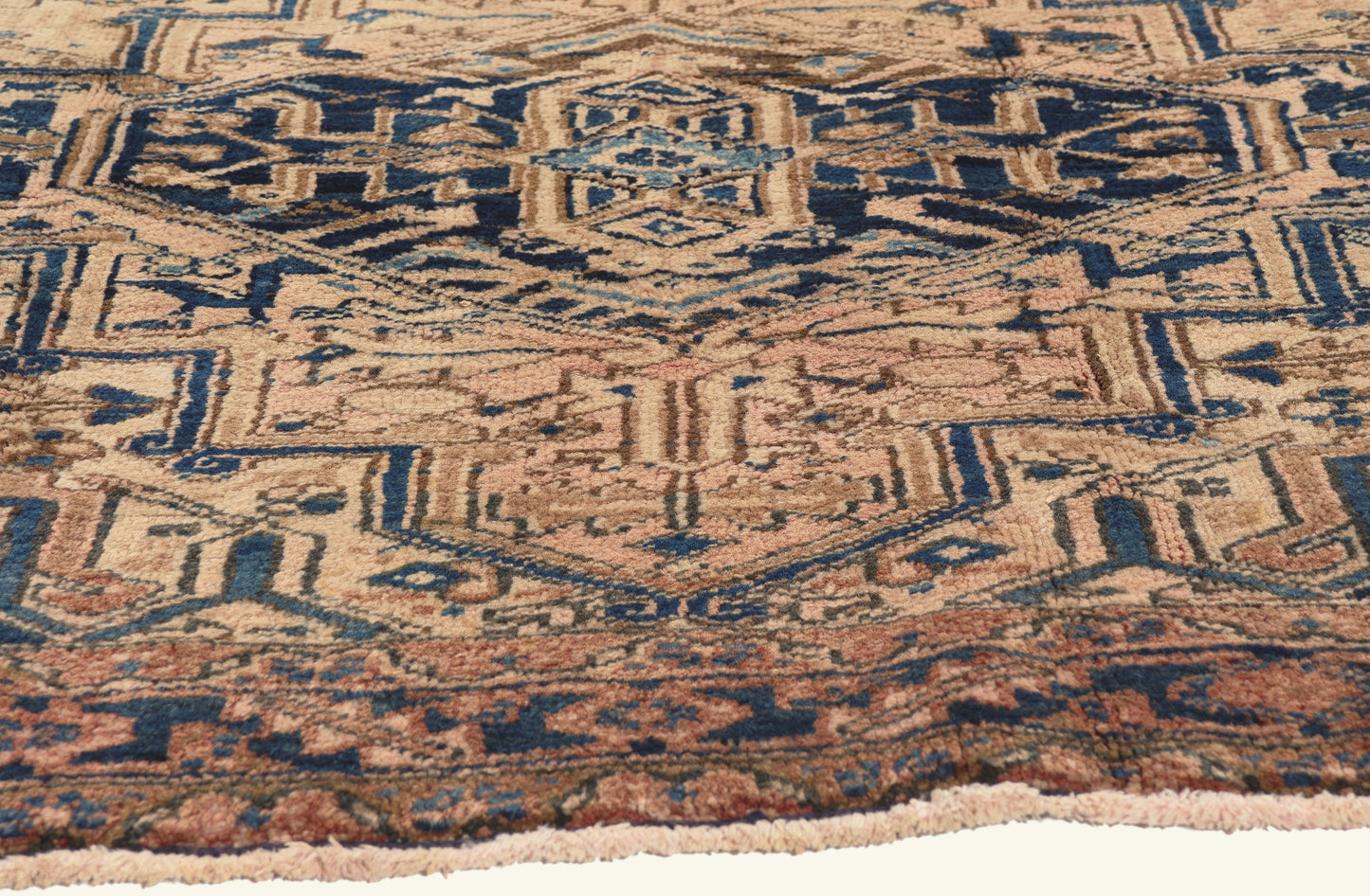 5 x 5 - Pink Vintage Persian Heriz Rug - 79770