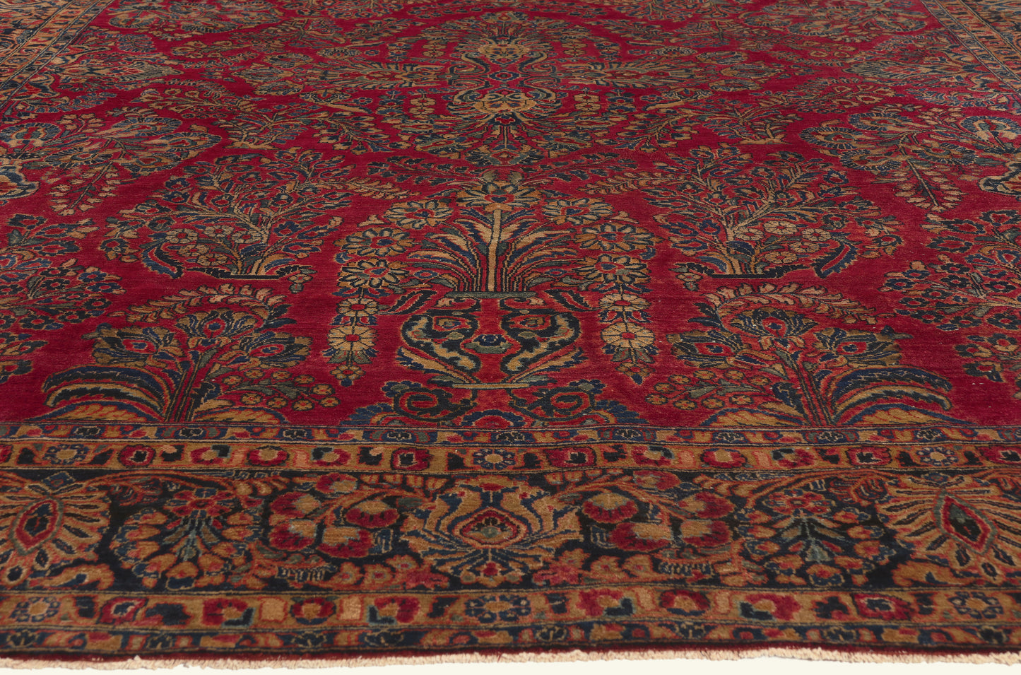 9 x 12 - Red Antique Persian Sarouk Rug - 79773