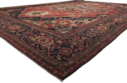 18 x 21 - Red Antique Persian Serapi Rug - 79914