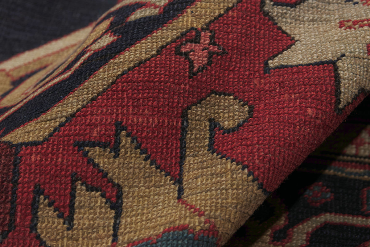 18 x 21 - Red Antique Persian Serapi Rug - 79914