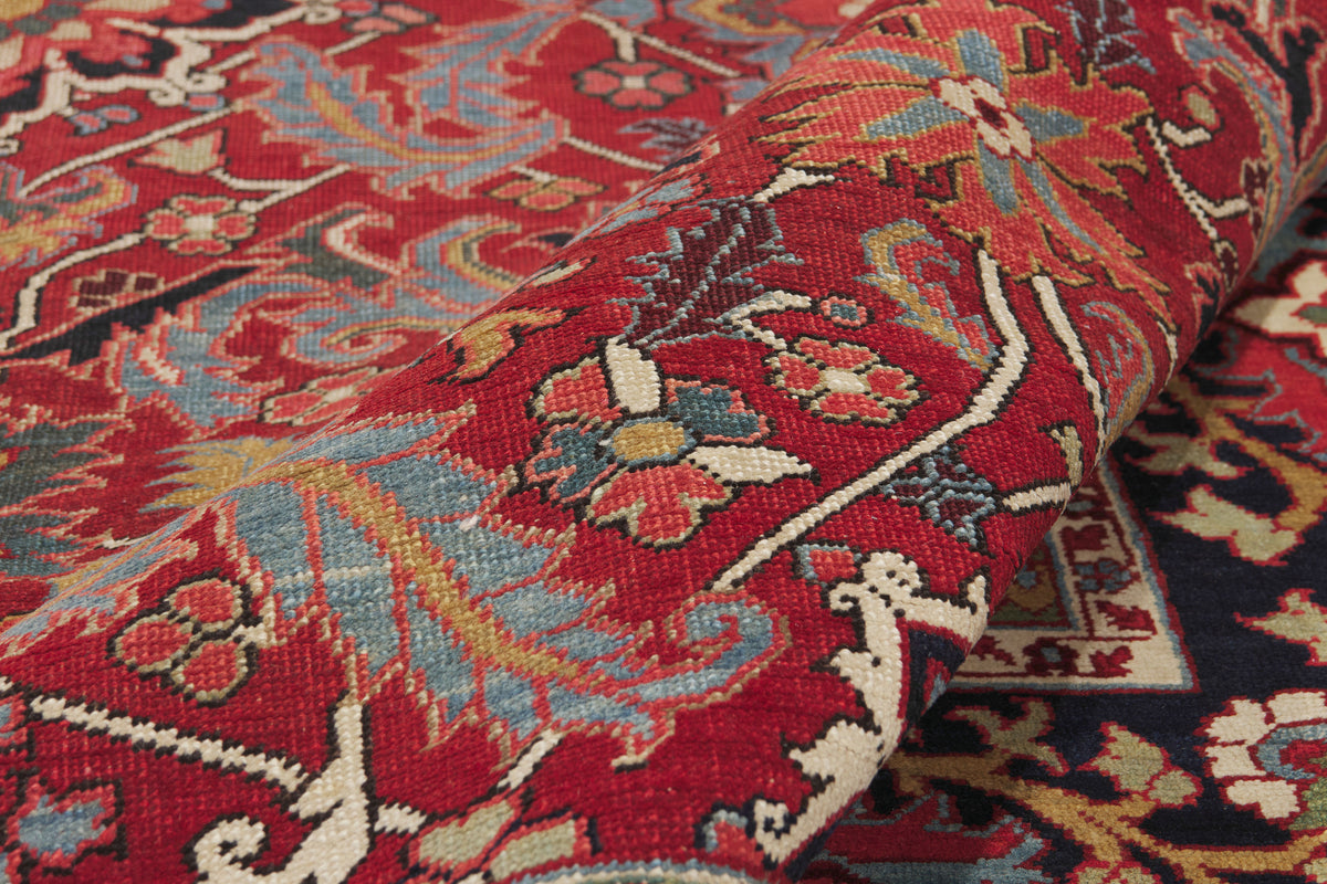 9 x 11 - Red Antique Persian Serapi Rug - 79917