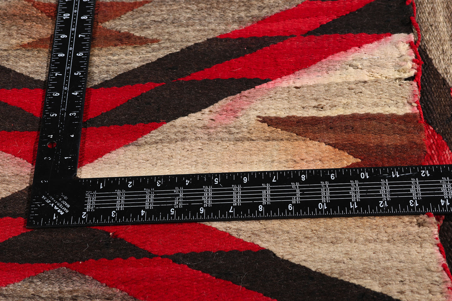 4 x 6 Antique Crystal Navajo Rug 79279