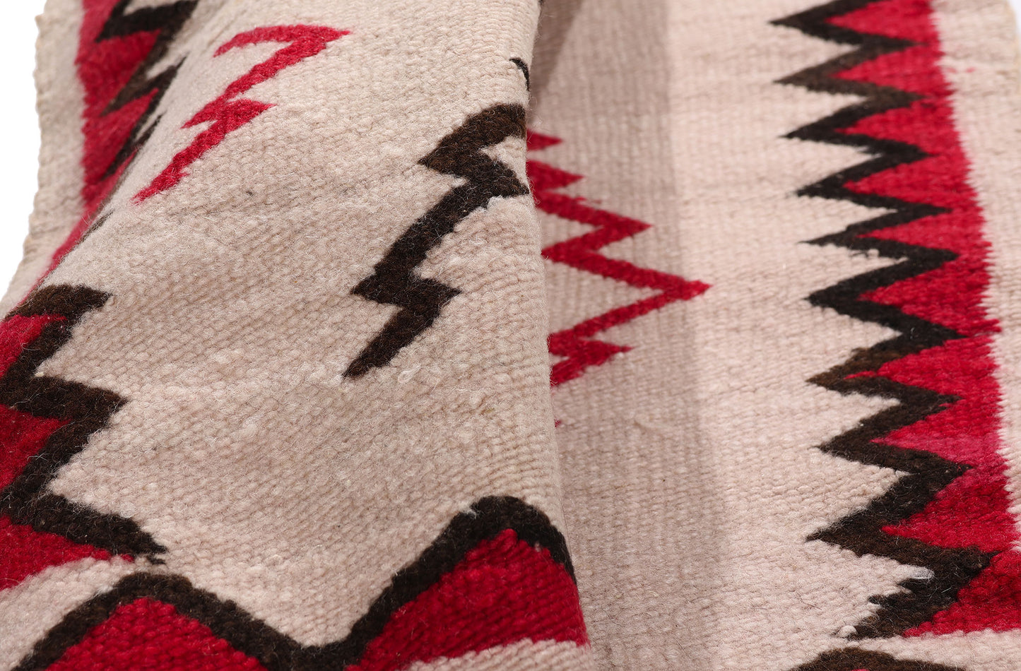 2 x 4 Antique Eye Dazzler Navajo Rug 79223
