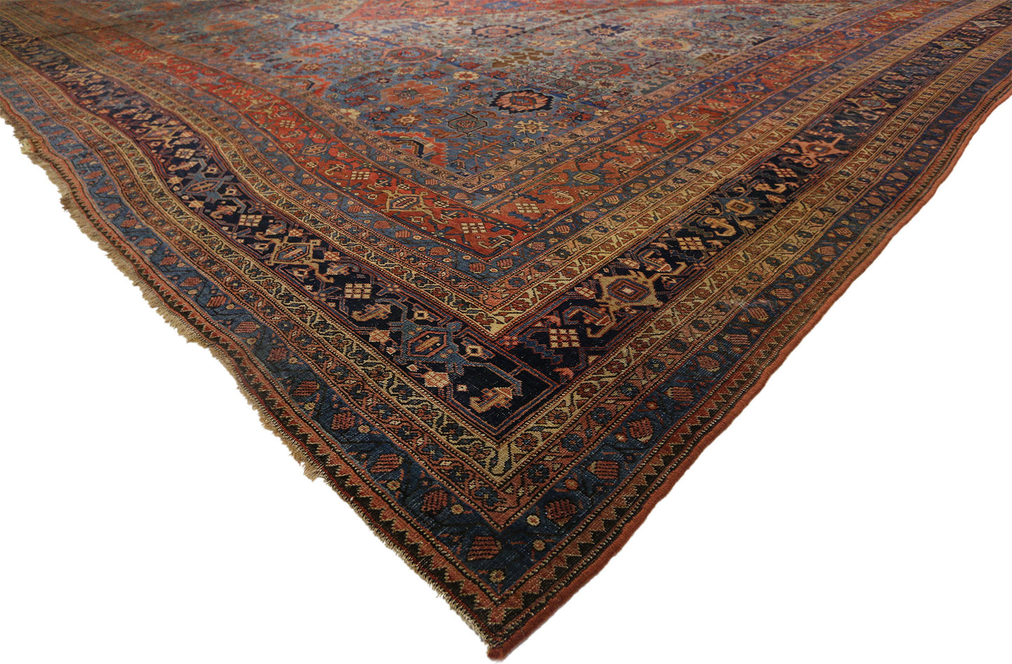 15 x 25 Antique Persian Halwai Bijar Rug 77327
