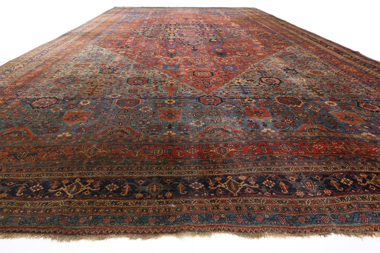 15 x 25 - Red Antique Persian Bijar Rug - 77327