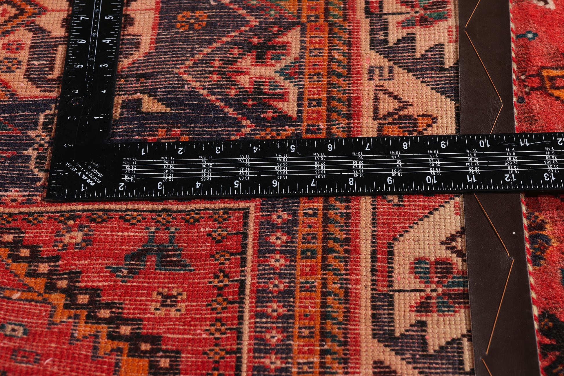 6 x 9 Red Antique Persian Qashqai Rug 61428