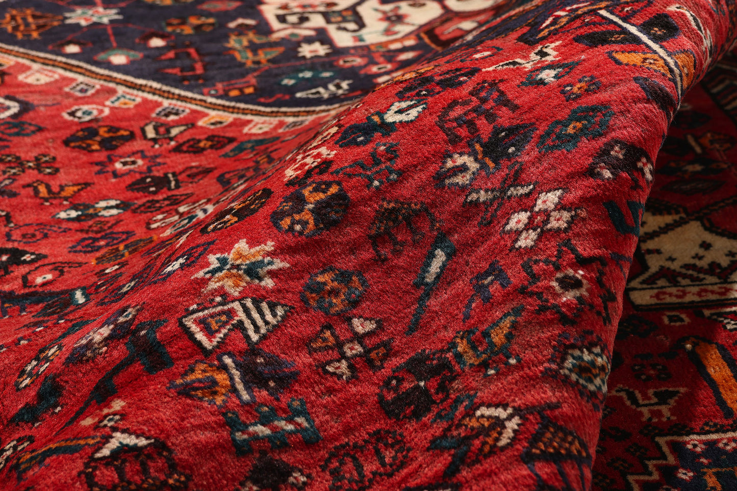6 x 9 Red Antique Persian Qashqai Rug 61428