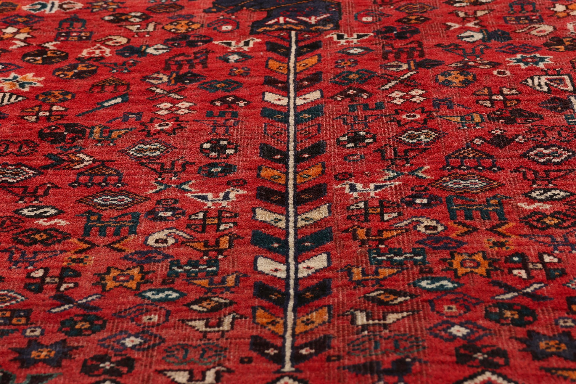6 x 9 Red Antique Persian Qashqai Rug 61428