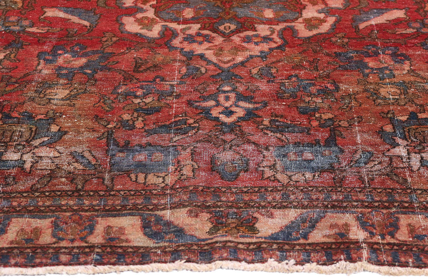 4 x 7 Antique Persian Bakhtiari Rug 77685