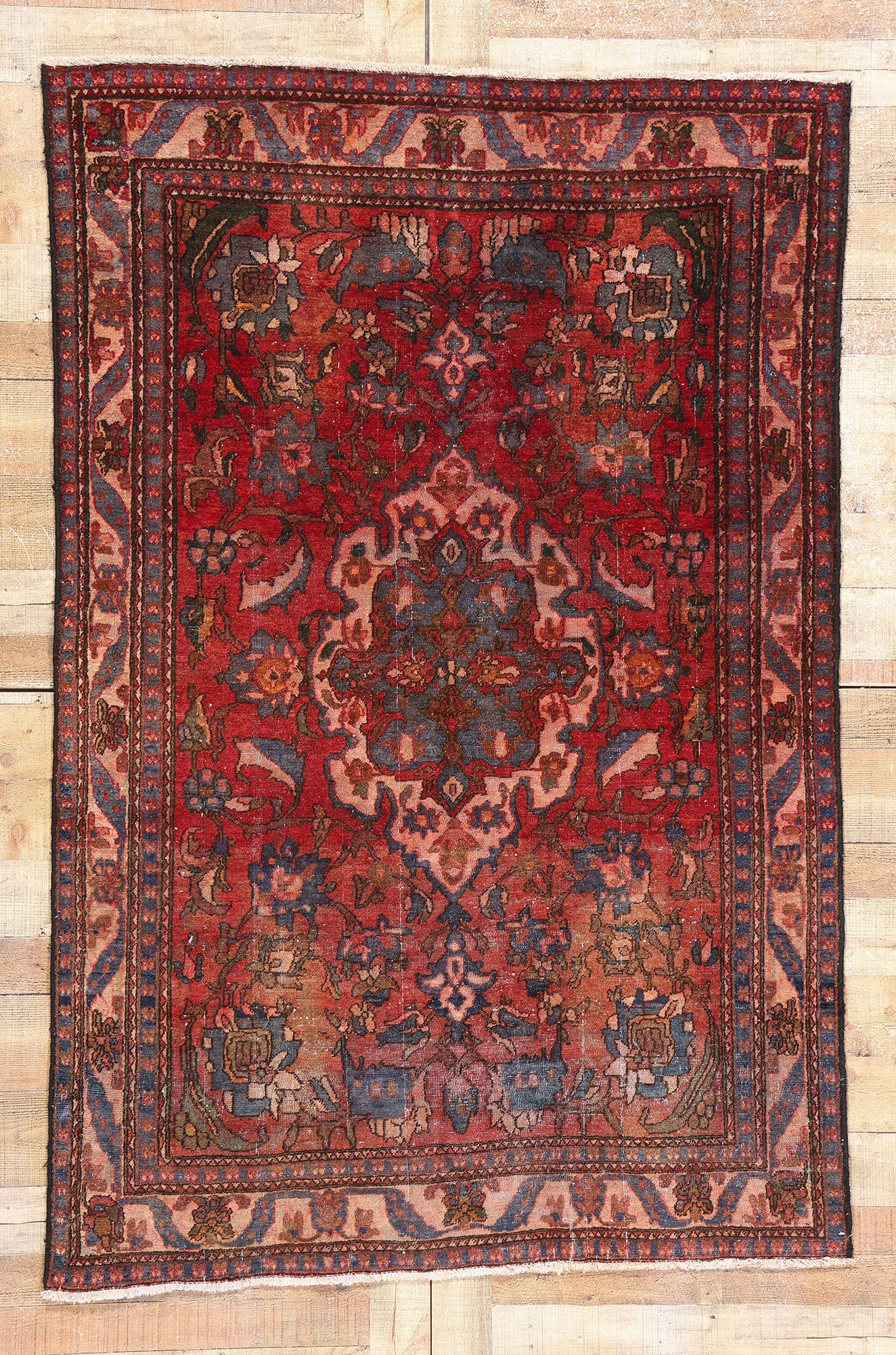 4 x 7 Antique Persian Bakhtiari Rug 77685